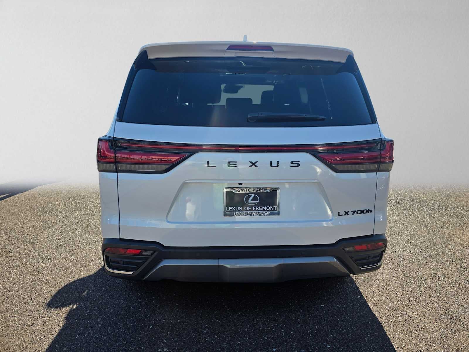 2026 Lexus LX 700h LUXURY