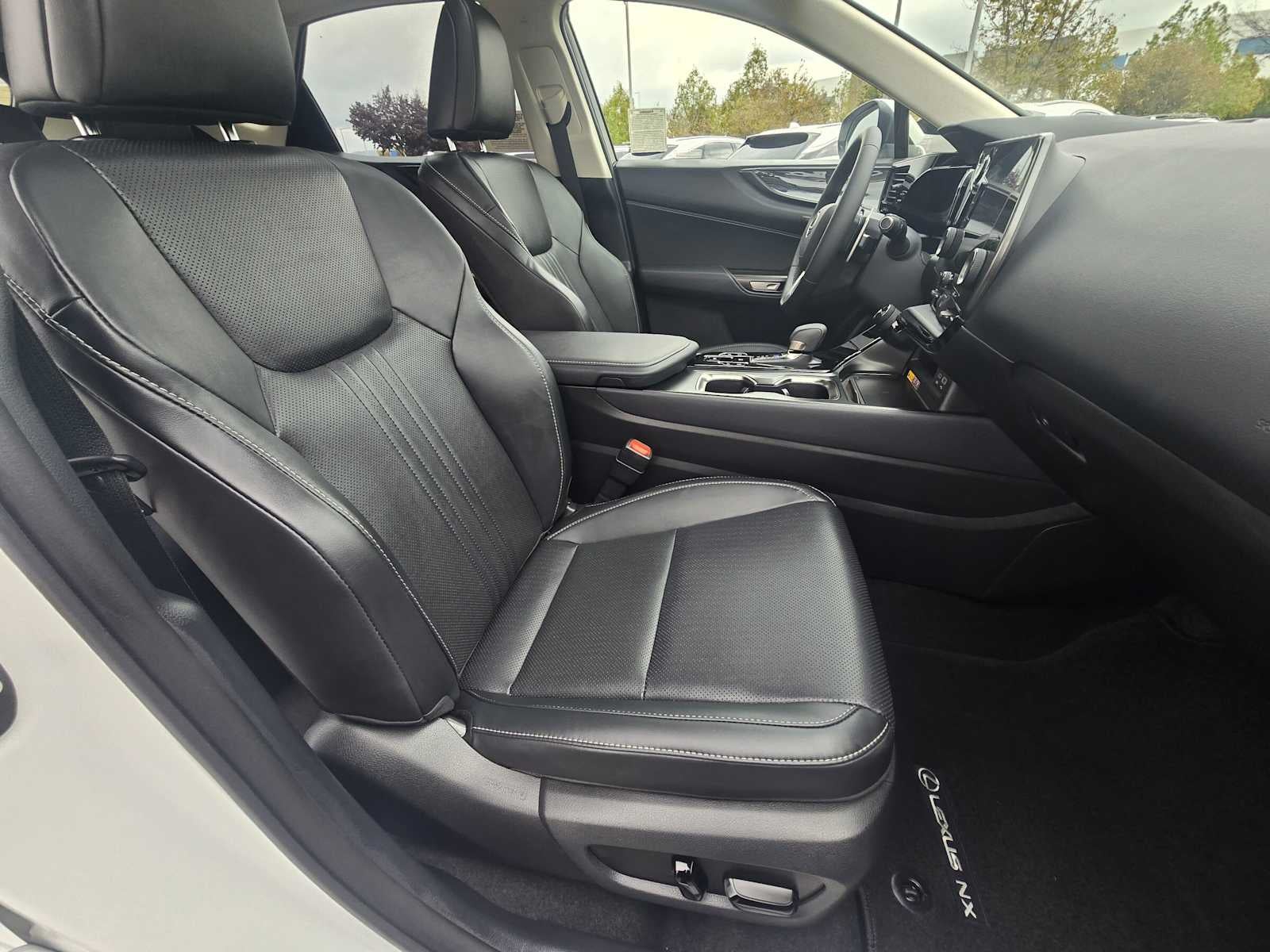 2026 Lexus NX 350 PREMIUM