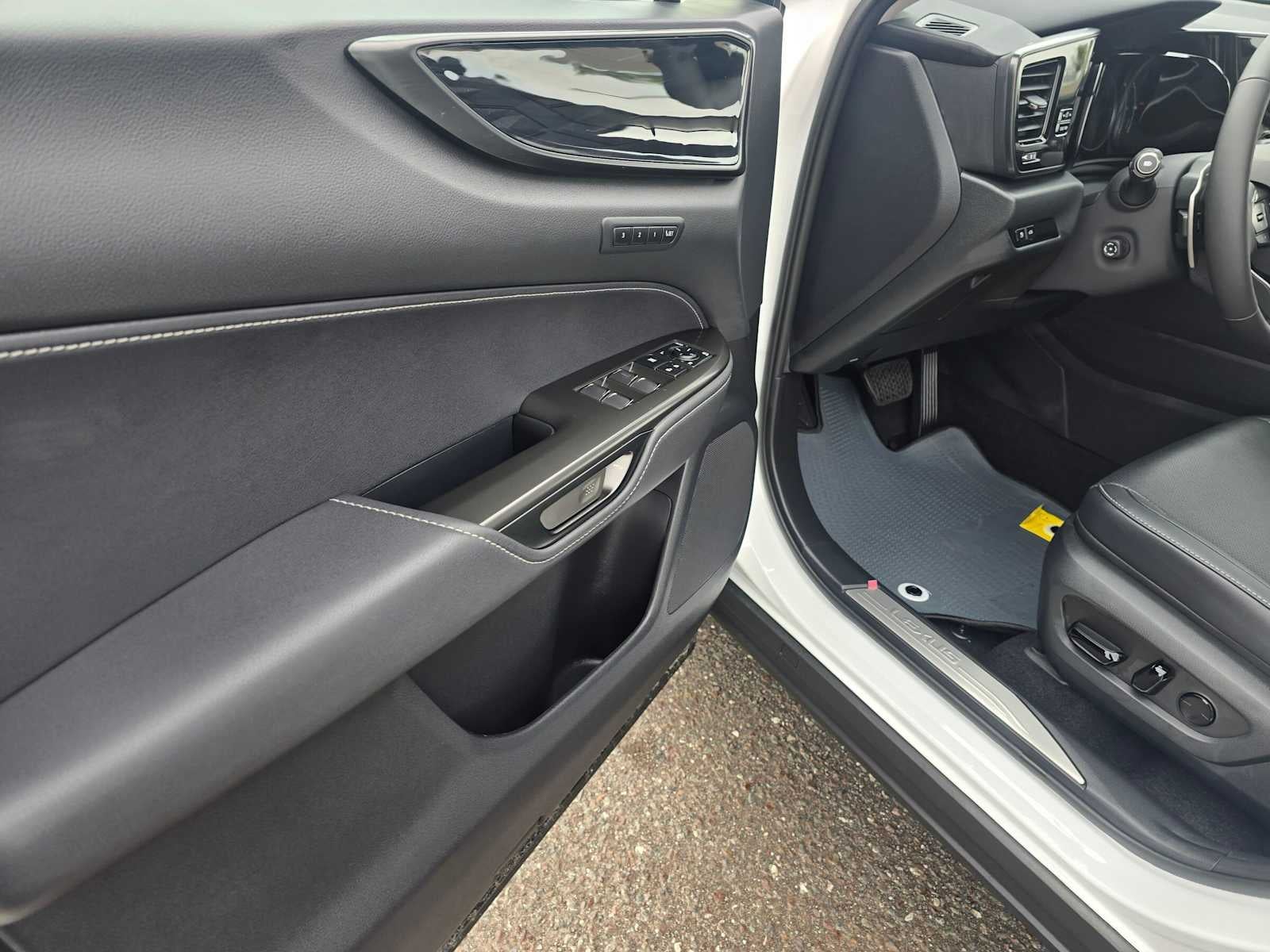2026 Lexus NX 350 PREMIUM