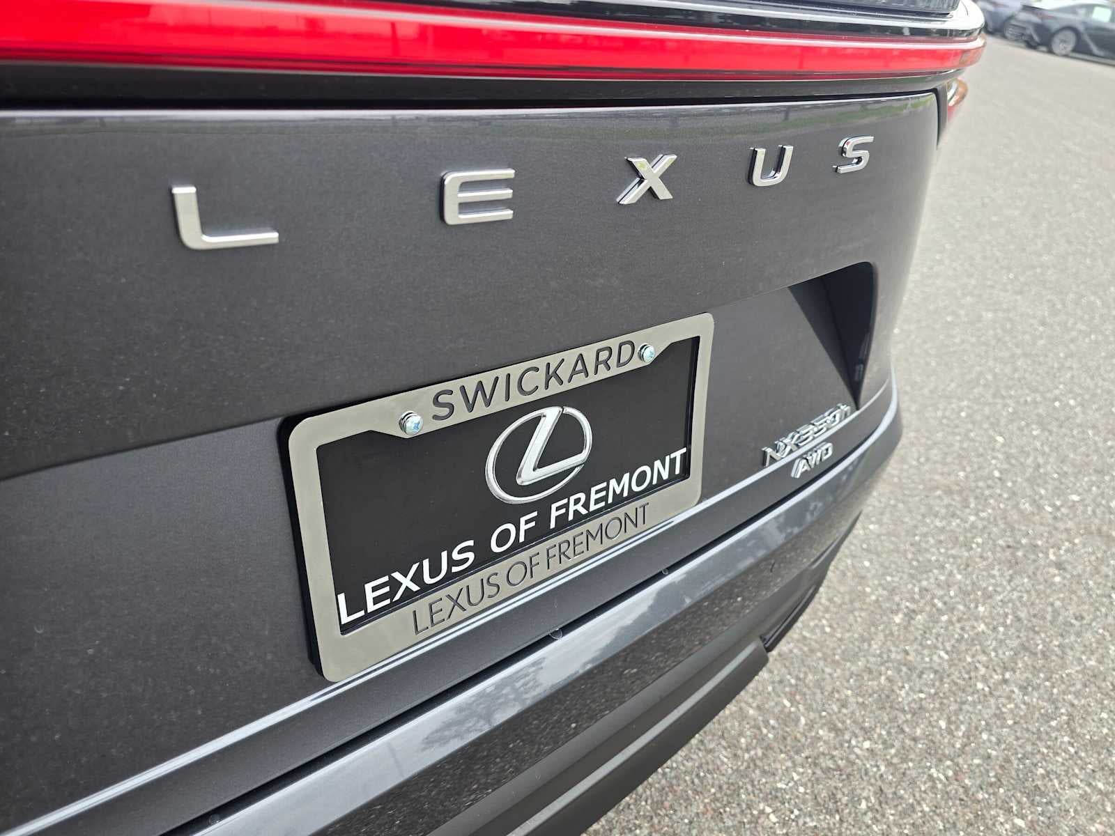 2026 Lexus NX 350h PREMIUM