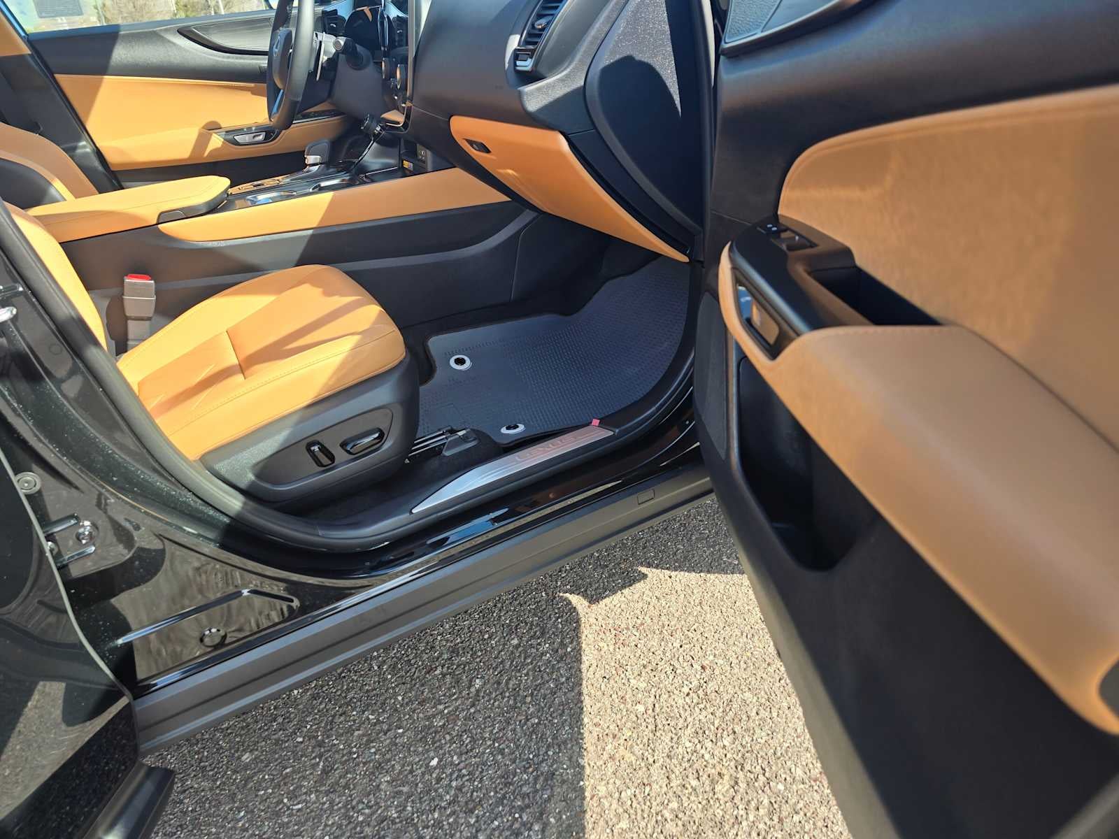 2026 Lexus NX 350h LUXURY AWD