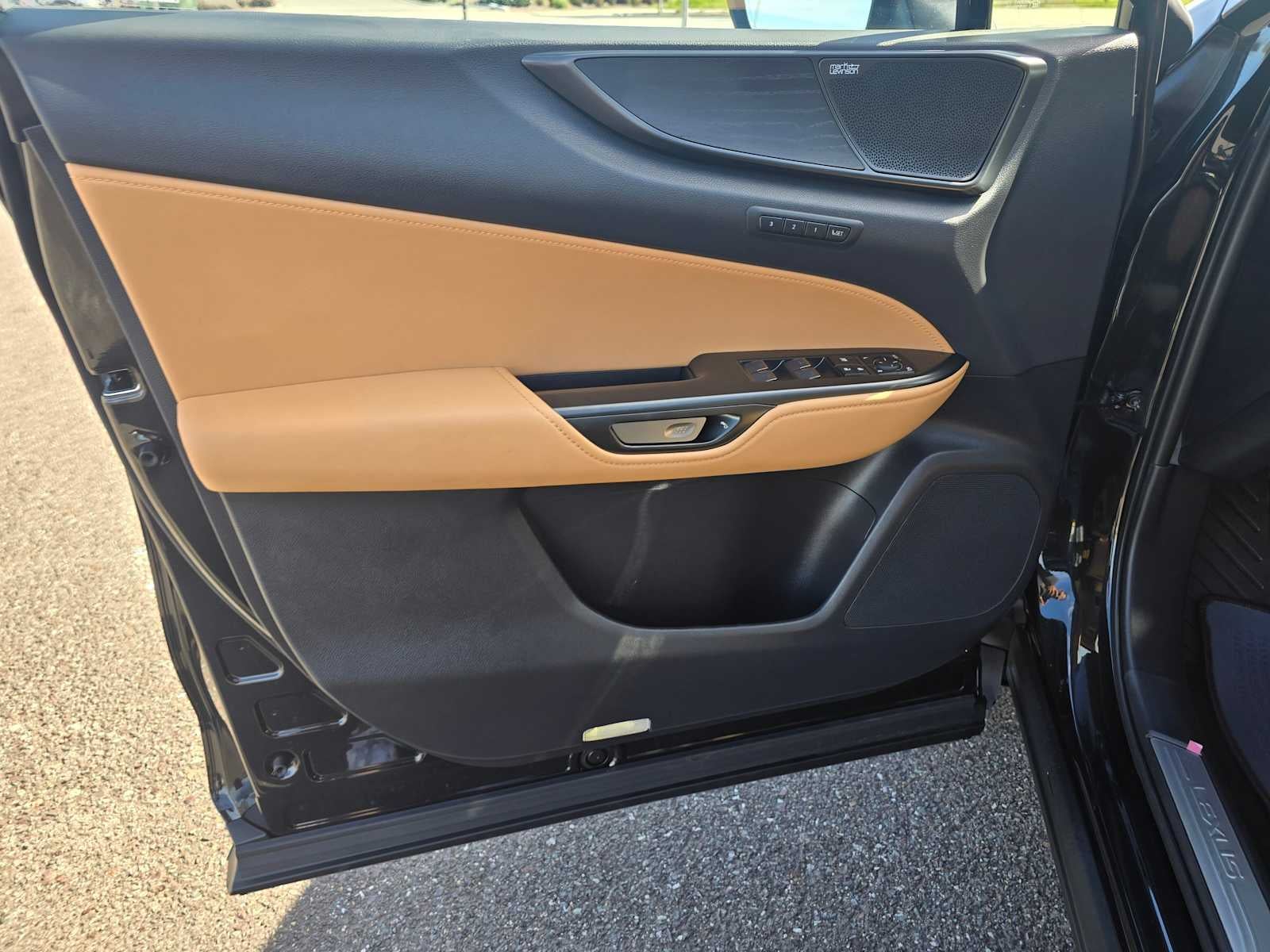 2026 Lexus NX 350h LUXURY AWD