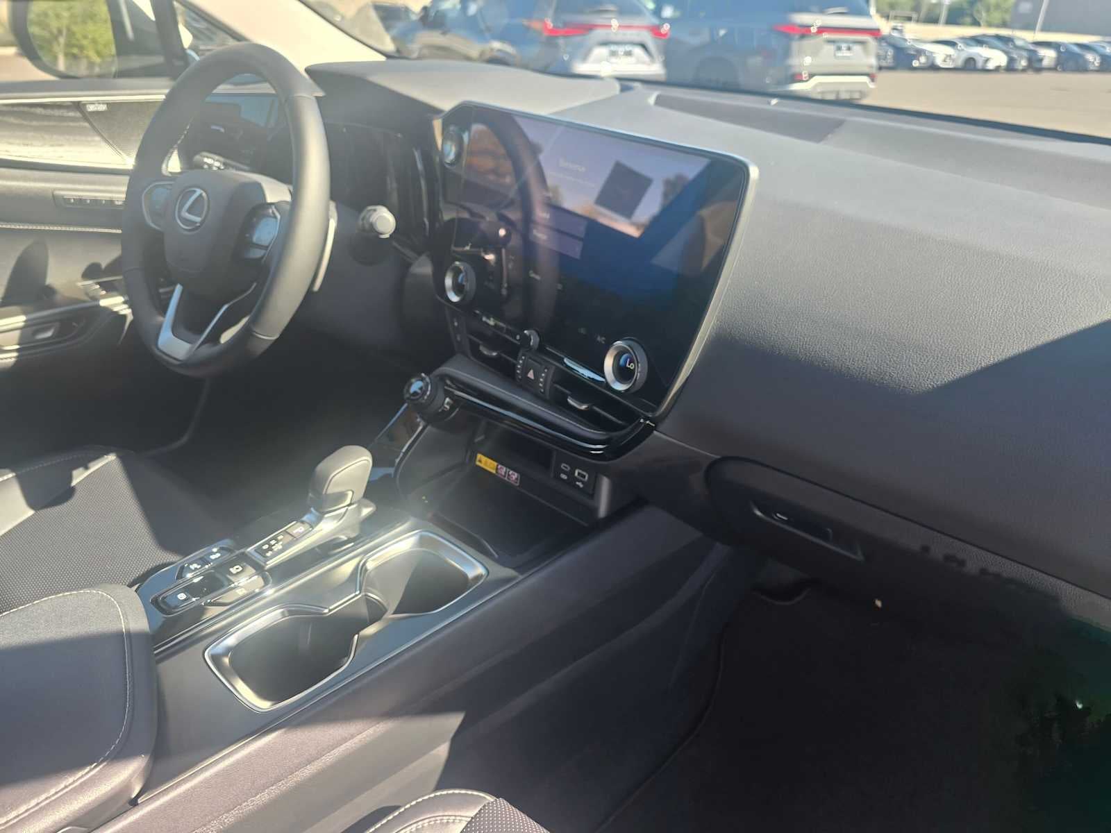 2026 Lexus NX 350h Luxury