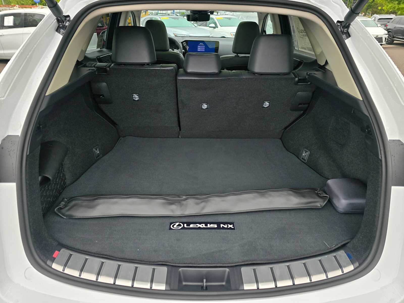 2026 Lexus NX 350h LUXURY AWD