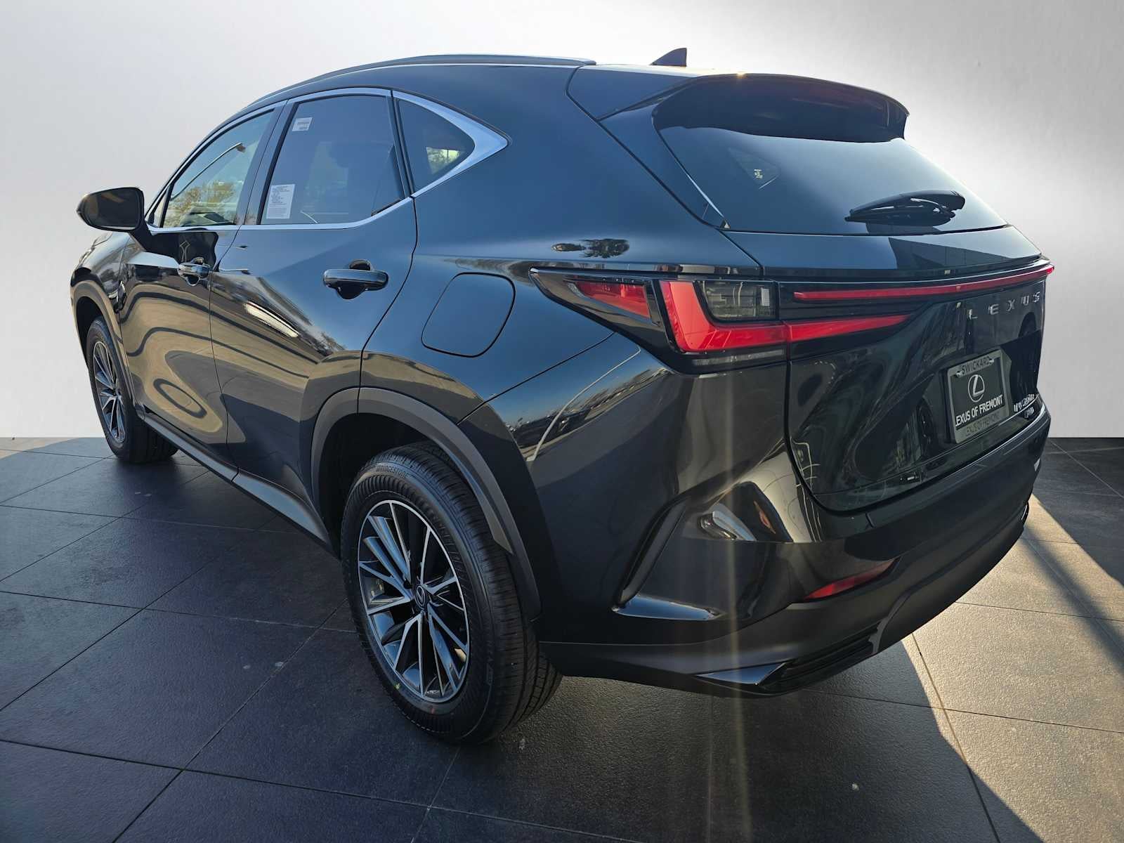 2026 Lexus NX 450h PREMIUM PLUS AWD