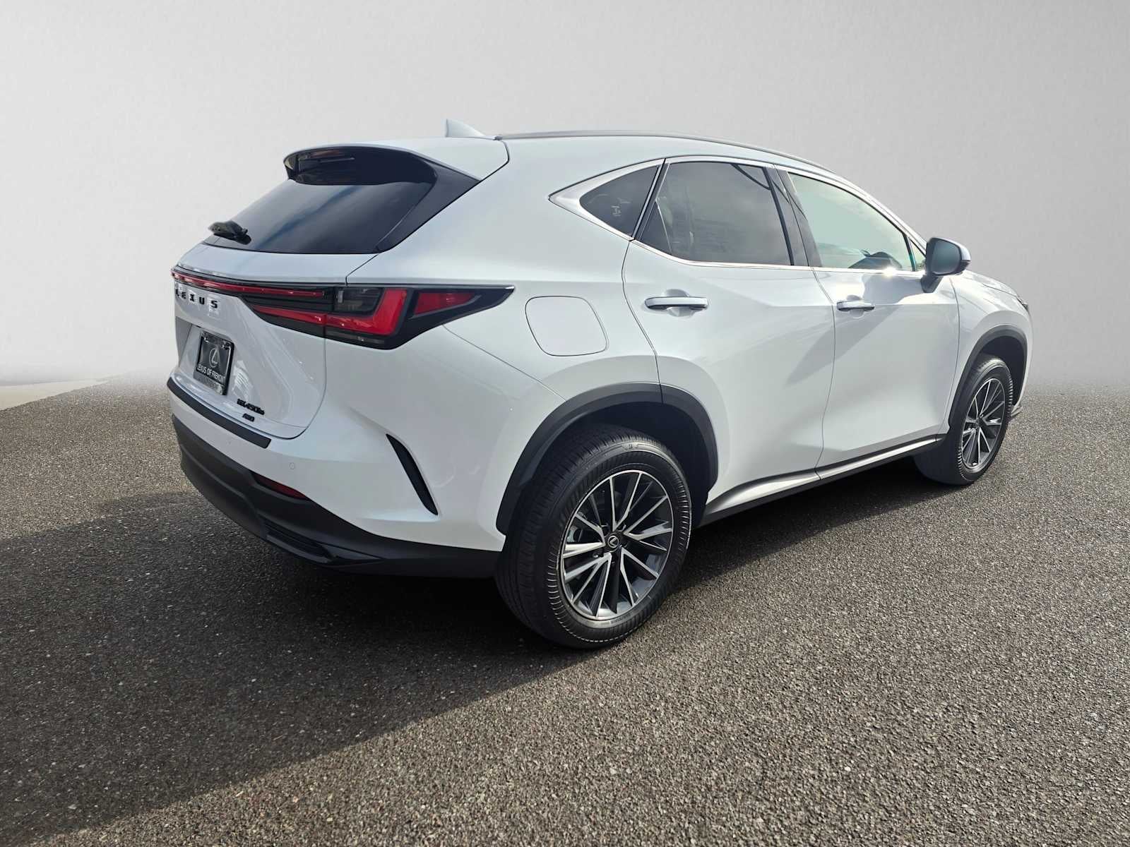 2026 Lexus NX 450h PREMIUM PLUS AWD
