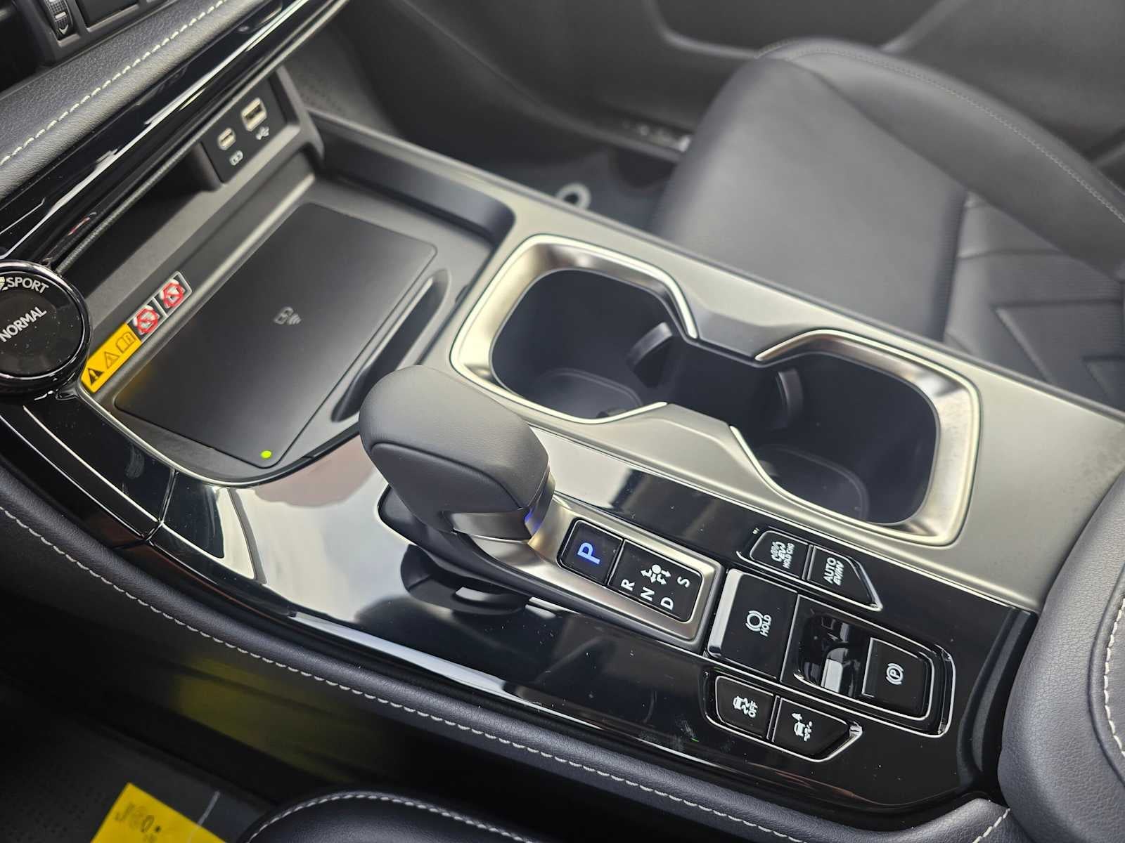 2026 Lexus NX 450h PREMIUM PLUS AWD