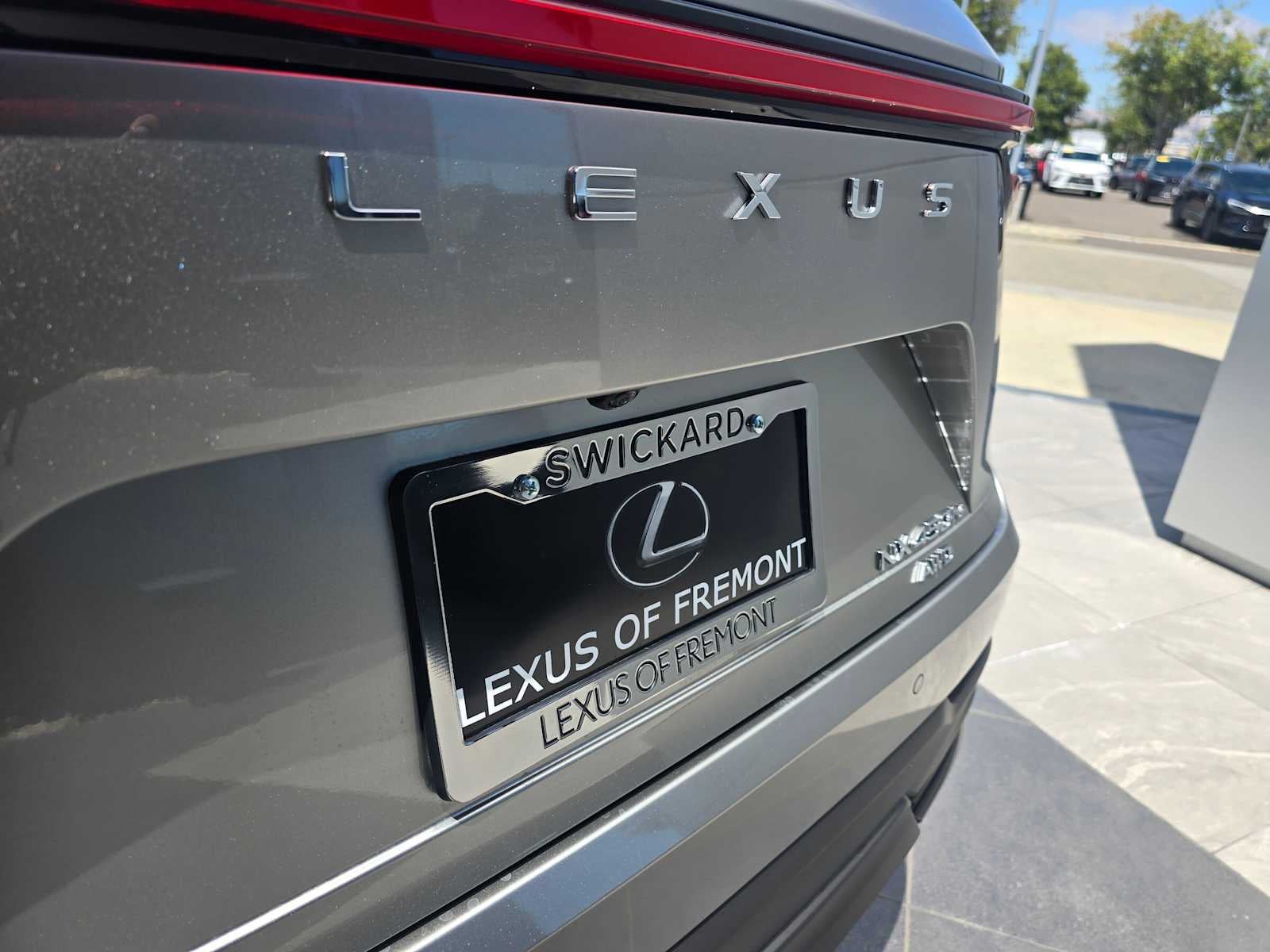 2026 Lexus NX 450h+ Premium