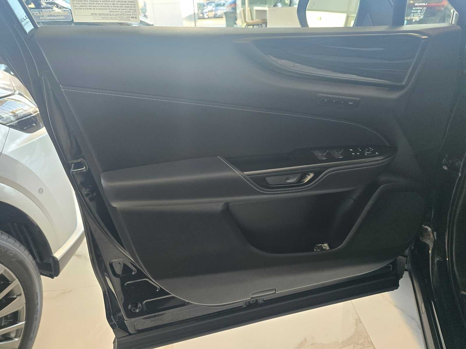 2026 Lexus NX 450h PREMIUM PLUS AWD