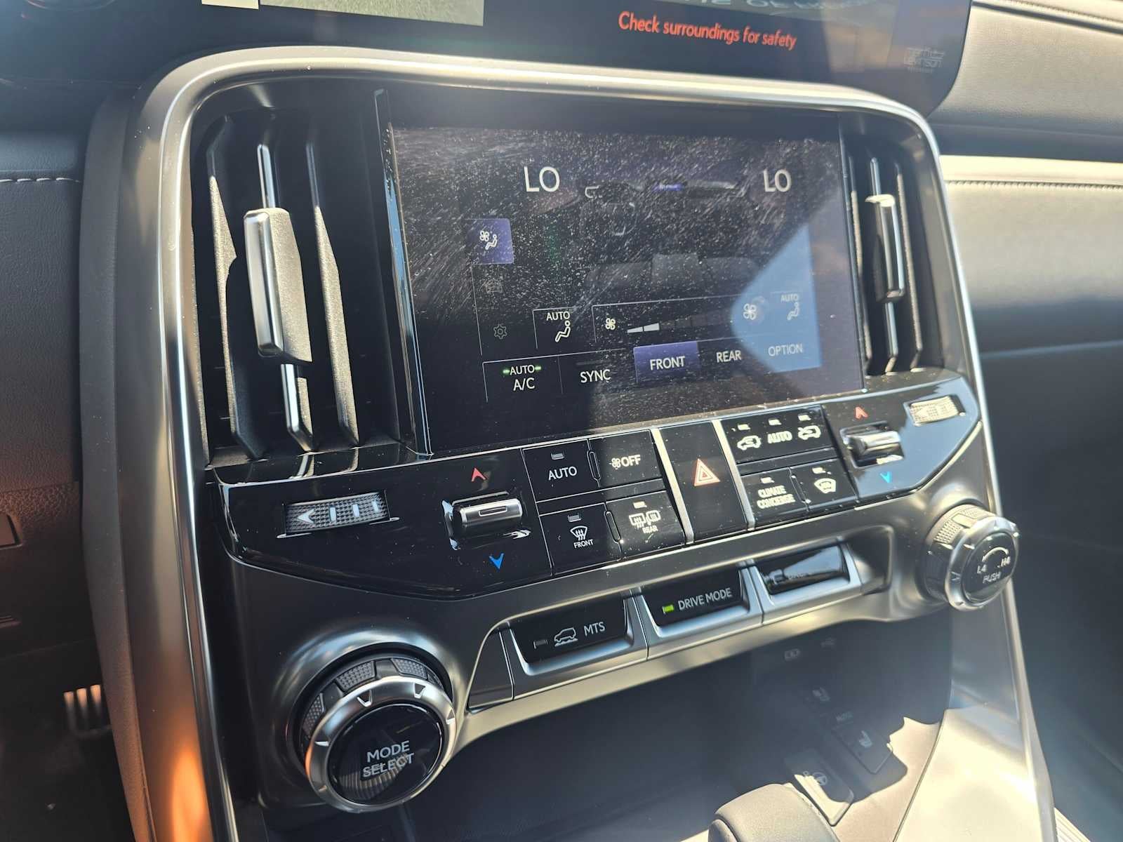 2026 Lexus LX 700h F SPORT HANDLING