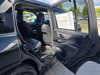 2026 Lexus LX 700h F SPORT Handling