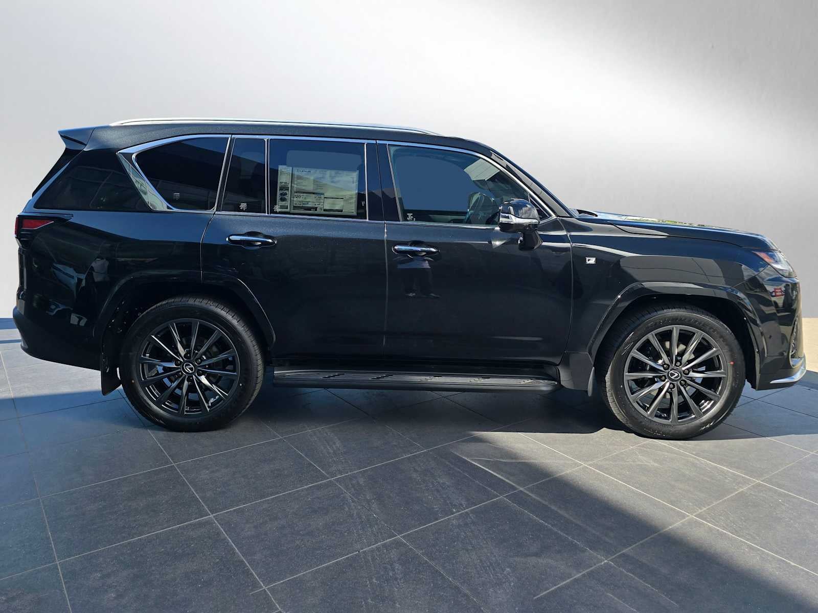 2026 Lexus LX 700h F SPORT Handling