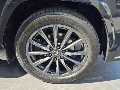 2026 Lexus LX 700h F SPORT Handling