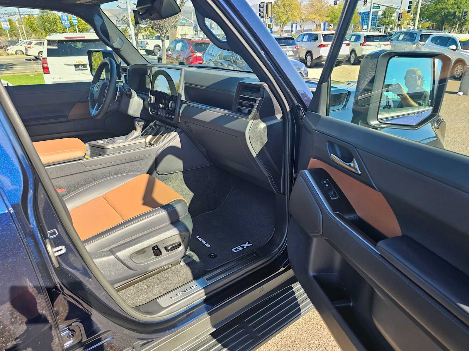 2025 Lexus GX Premium