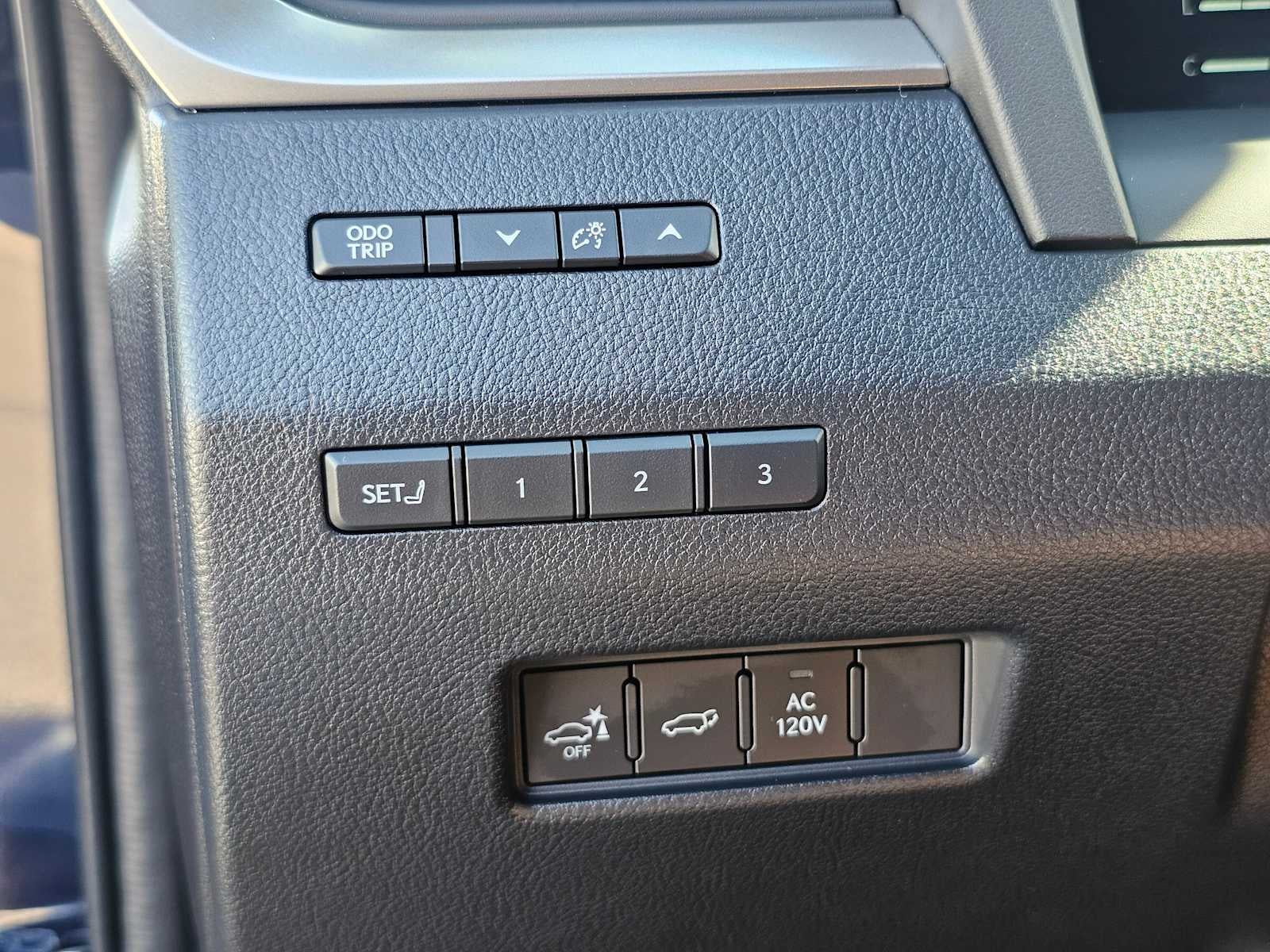 2025 Lexus GX Premium