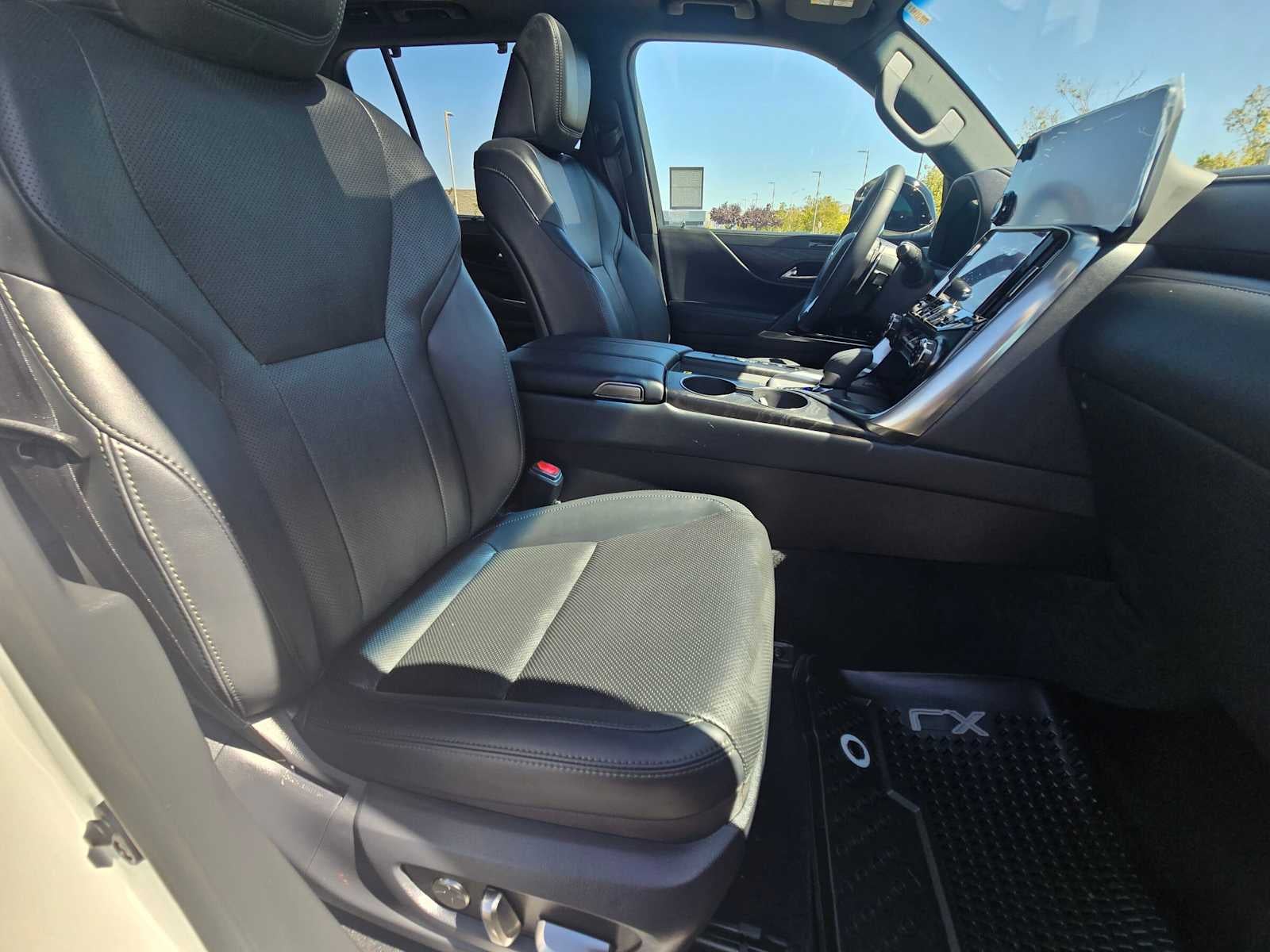 2026 Lexus LX 700h OVERTRAIL