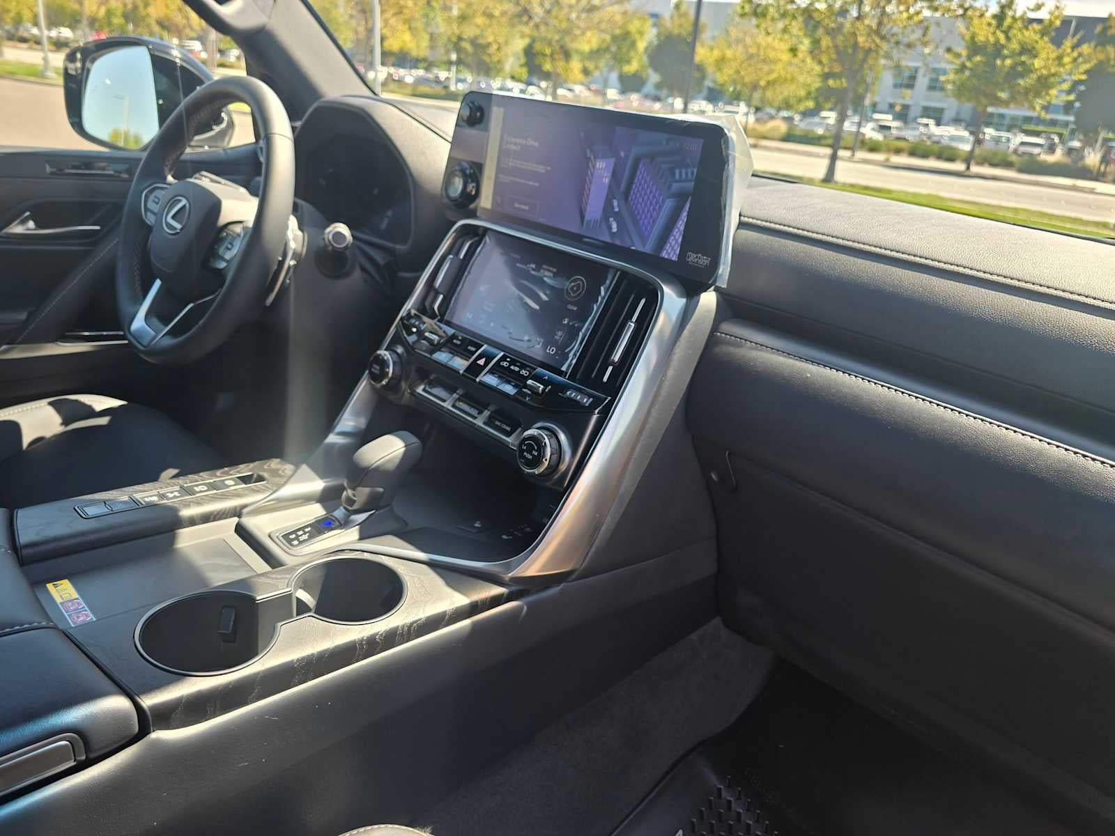 2026 Lexus LX 700h OVERTRAIL