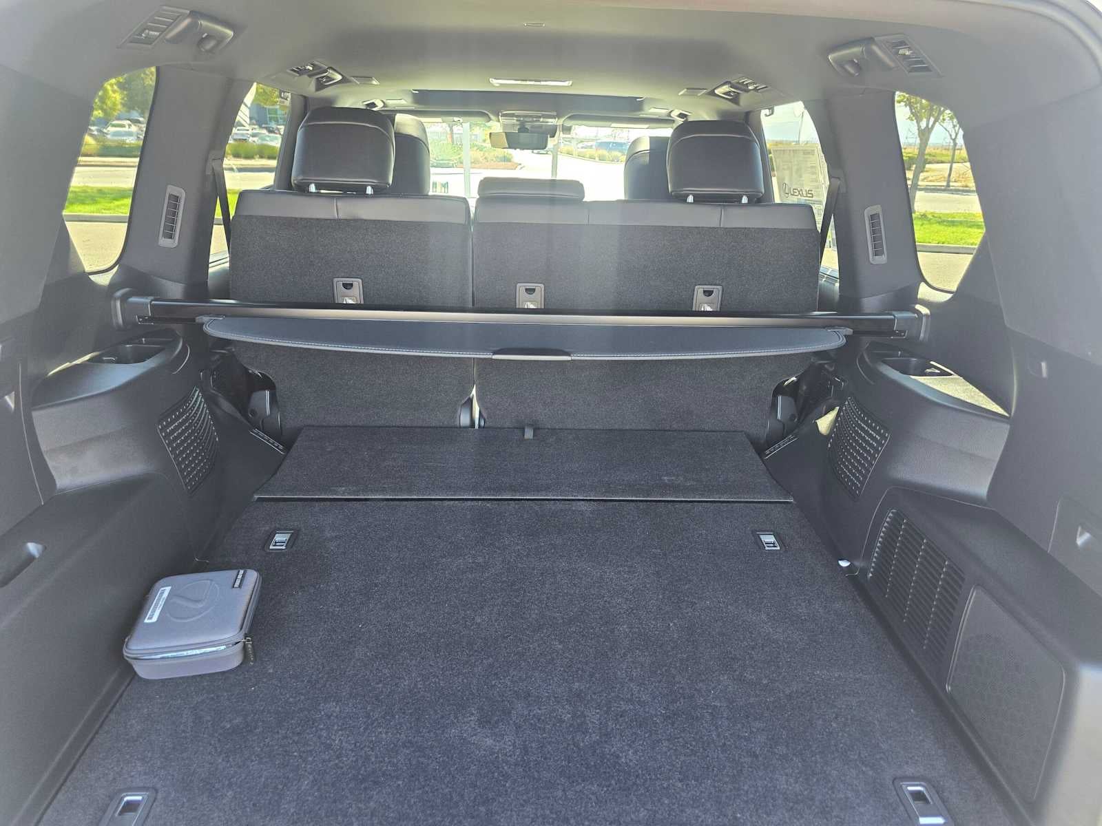 2026 Lexus LX 700h OVERTRAIL