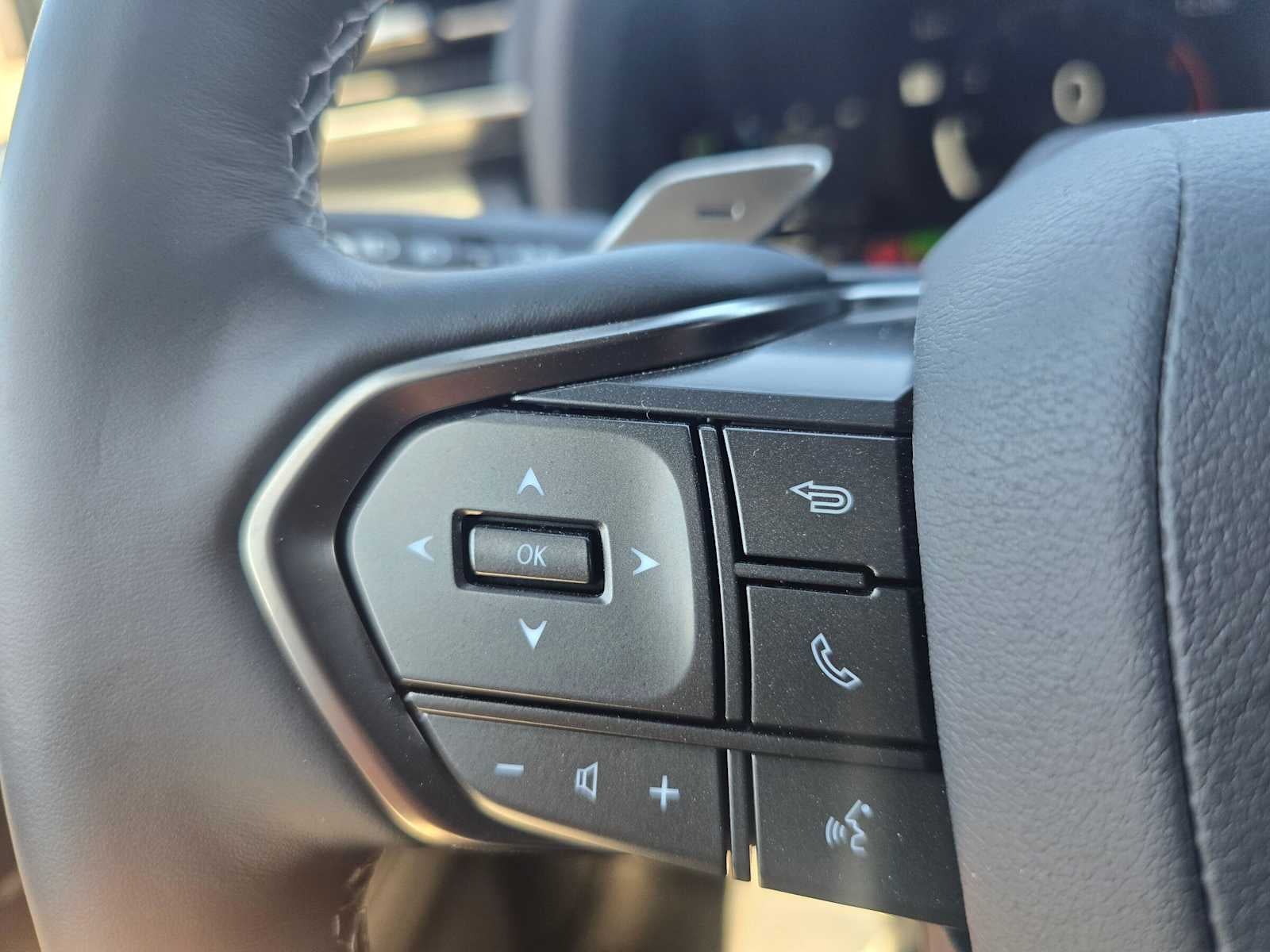 2026 Lexus LX 700h OVERTRAIL