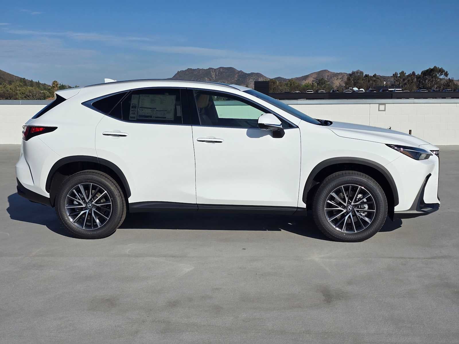 2026 Lexus NX 350 PREMIUM