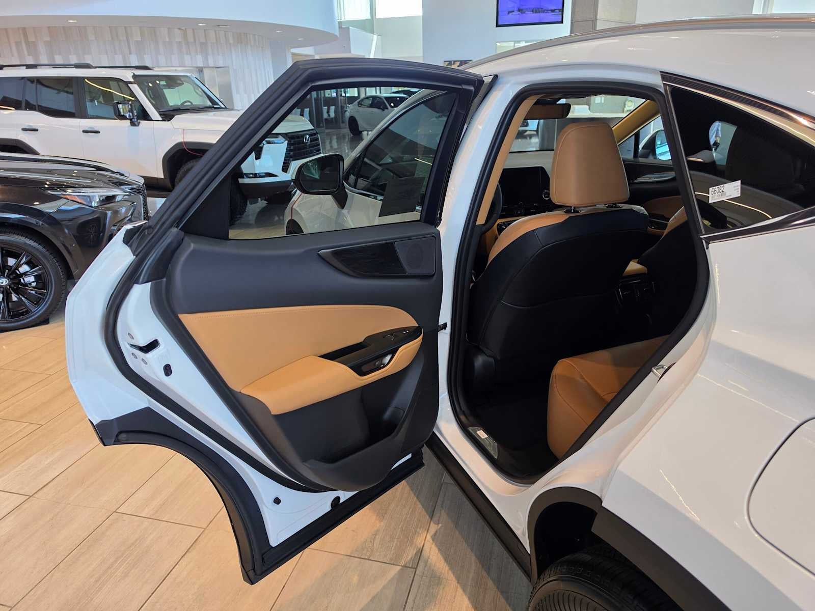 2026 Lexus NX 350 PREMIUM