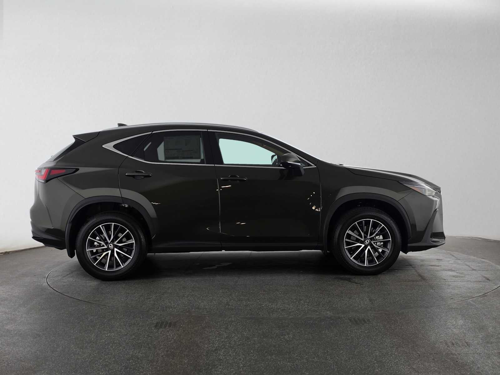 2026 Lexus NX 350 PREMIUM