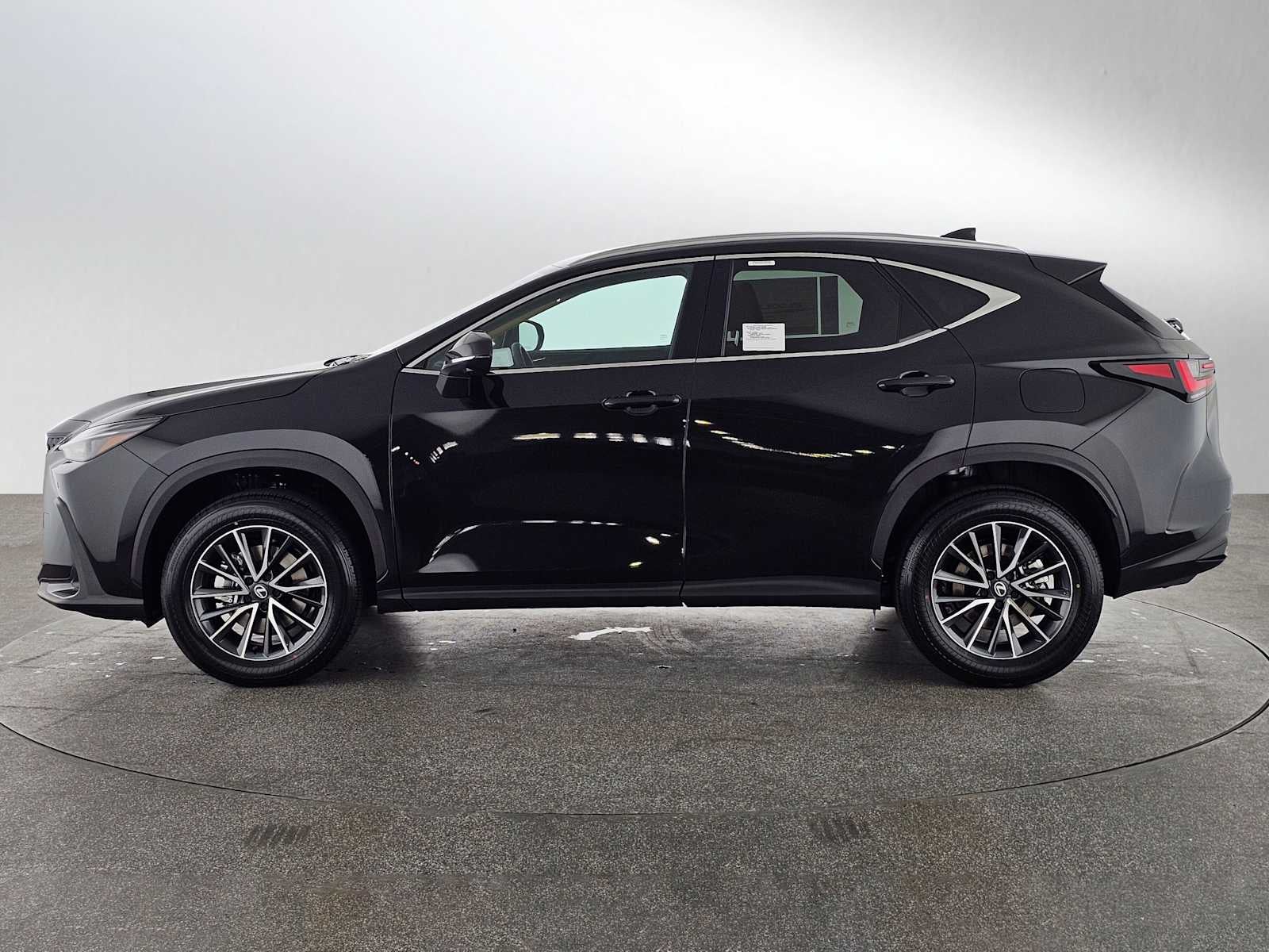 2026 Lexus NX 350h Premium