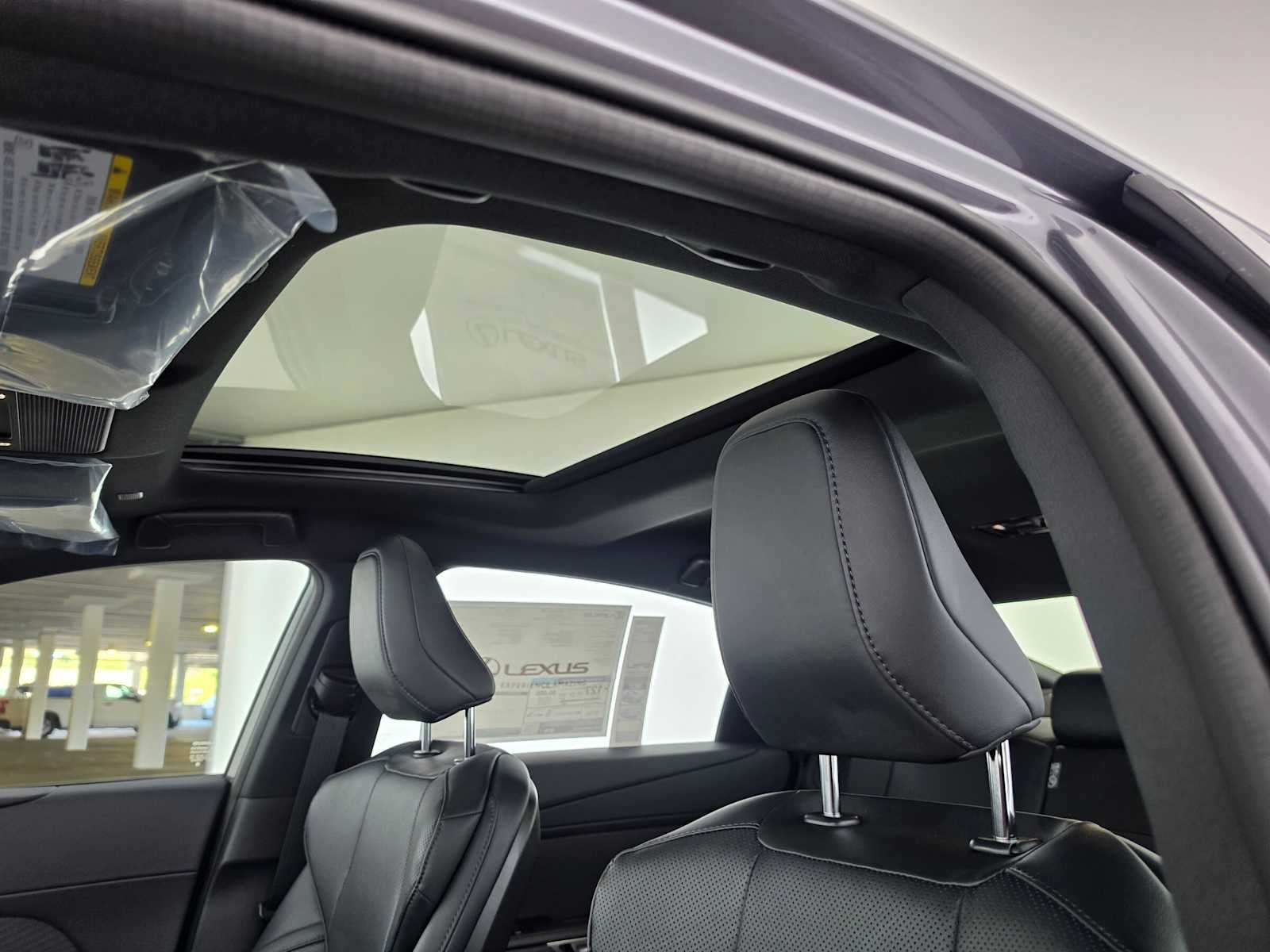 2026 Lexus ES 350e PREMIUM