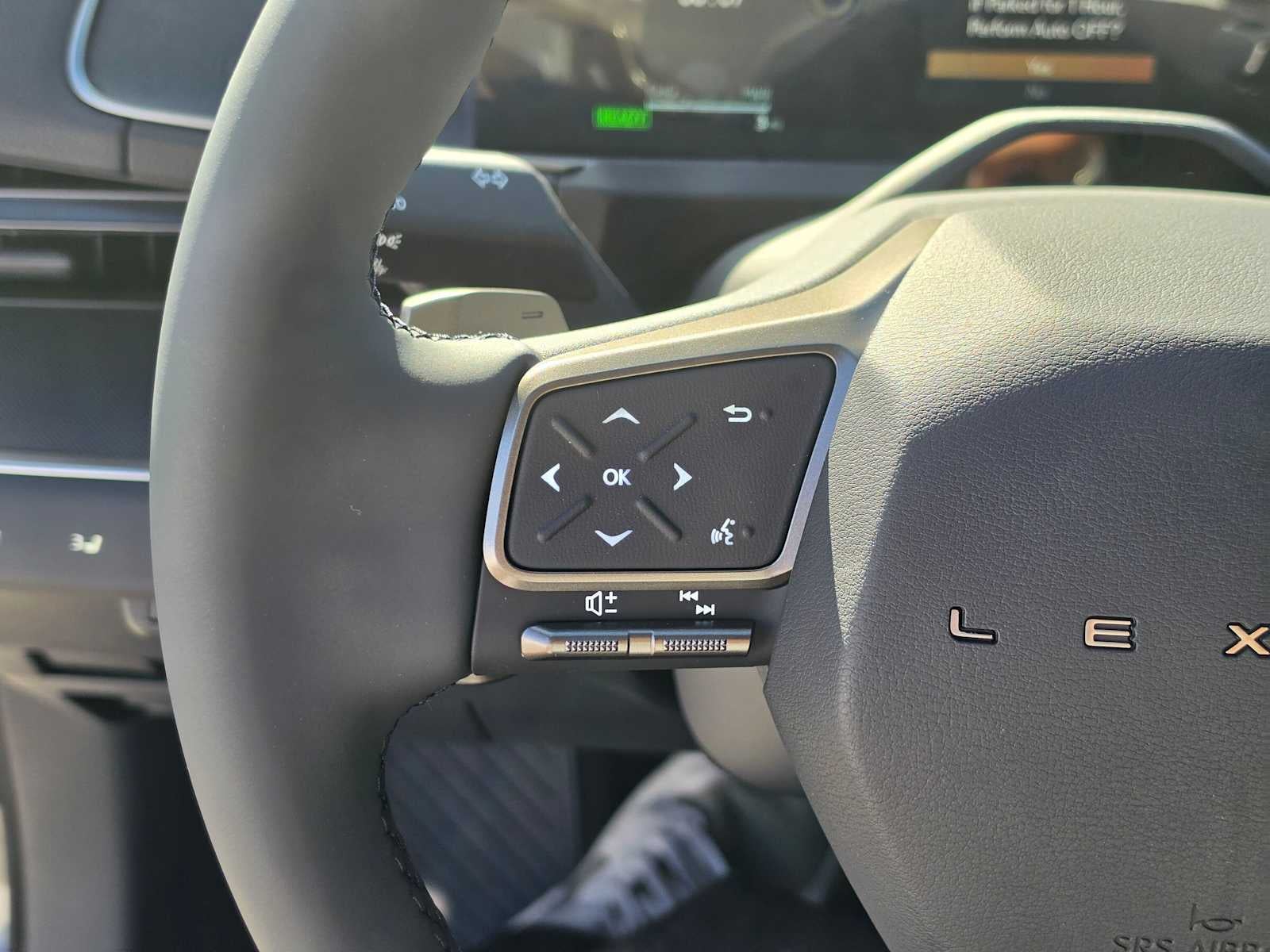 2026 Lexus ES 350e PREMIUM