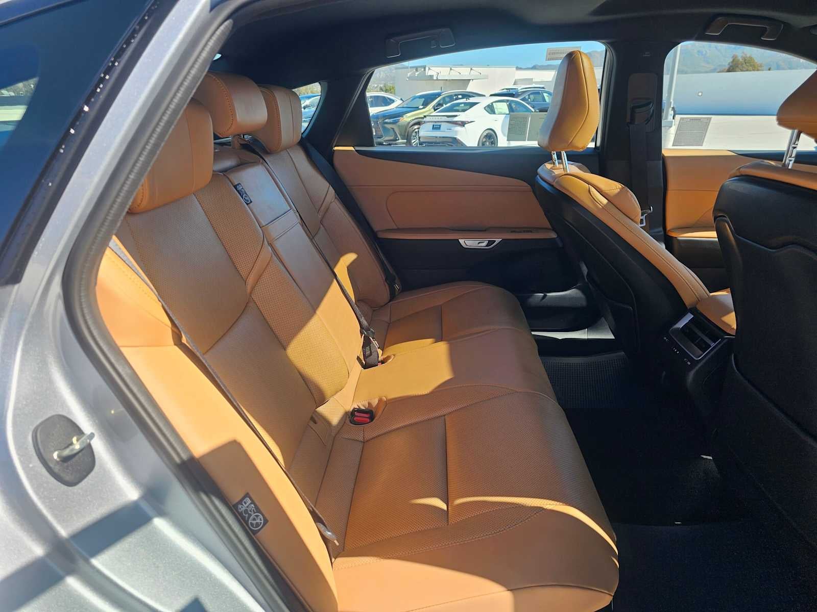 2026 Lexus ES 350e PREMIUM