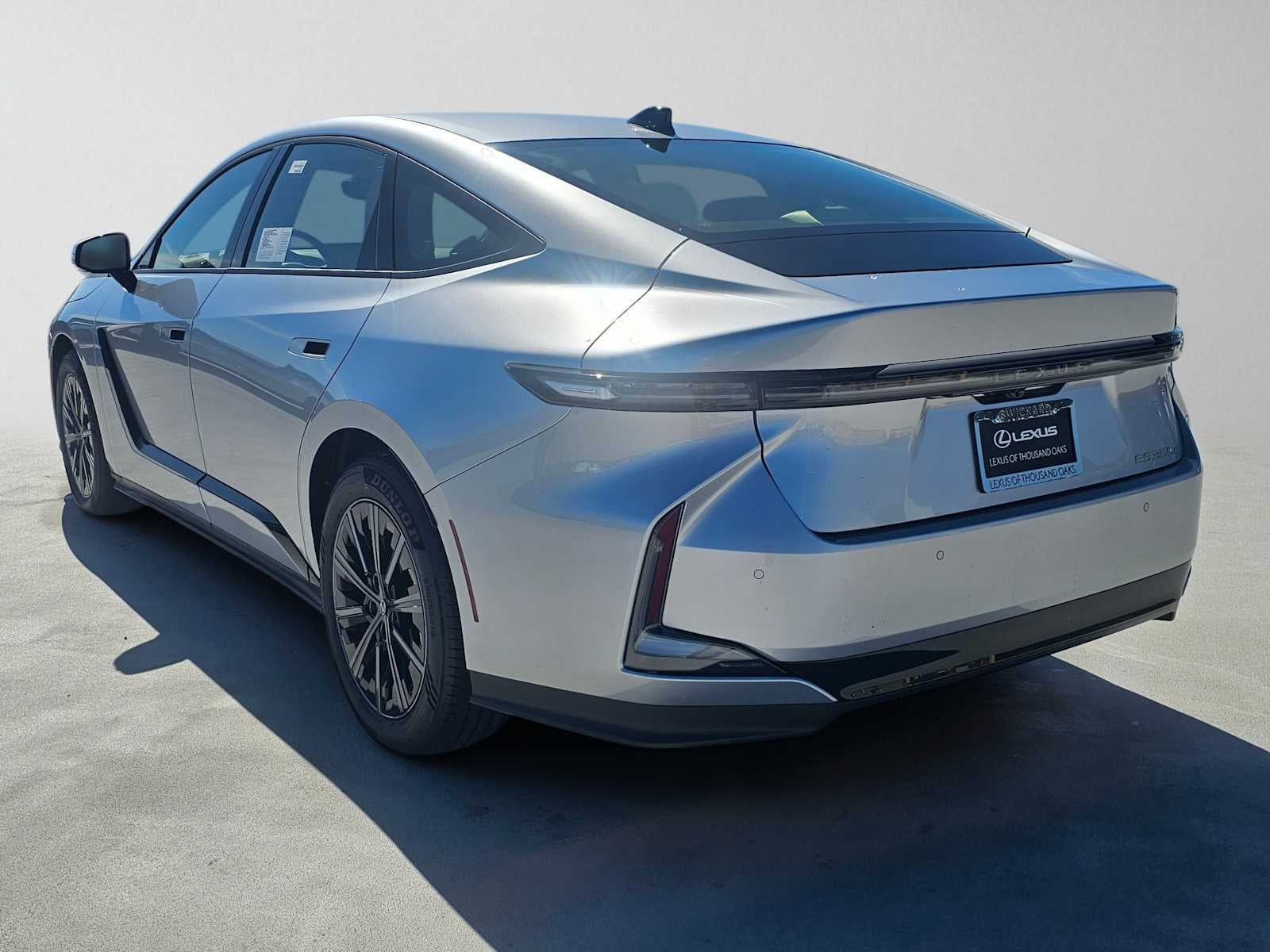 2026 Lexus ES 350e PREMIUM