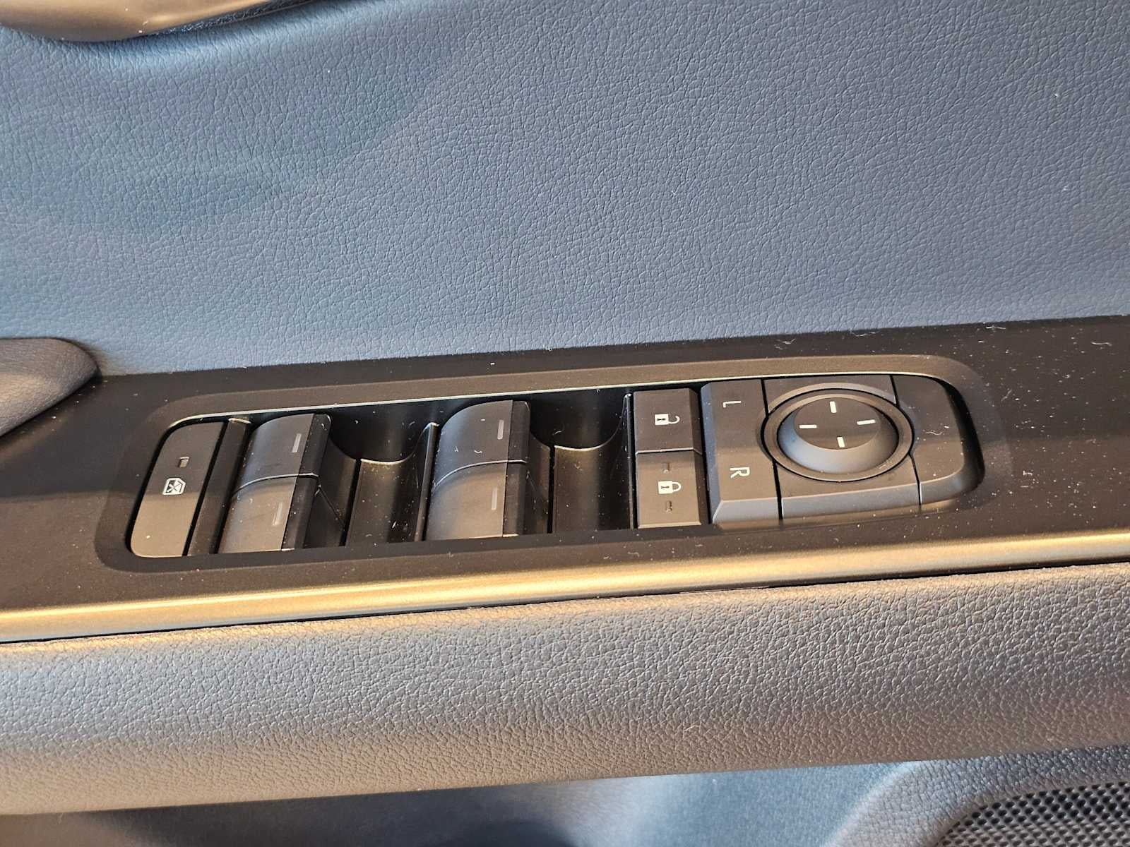 2026 Lexus UX 300h UX 300h