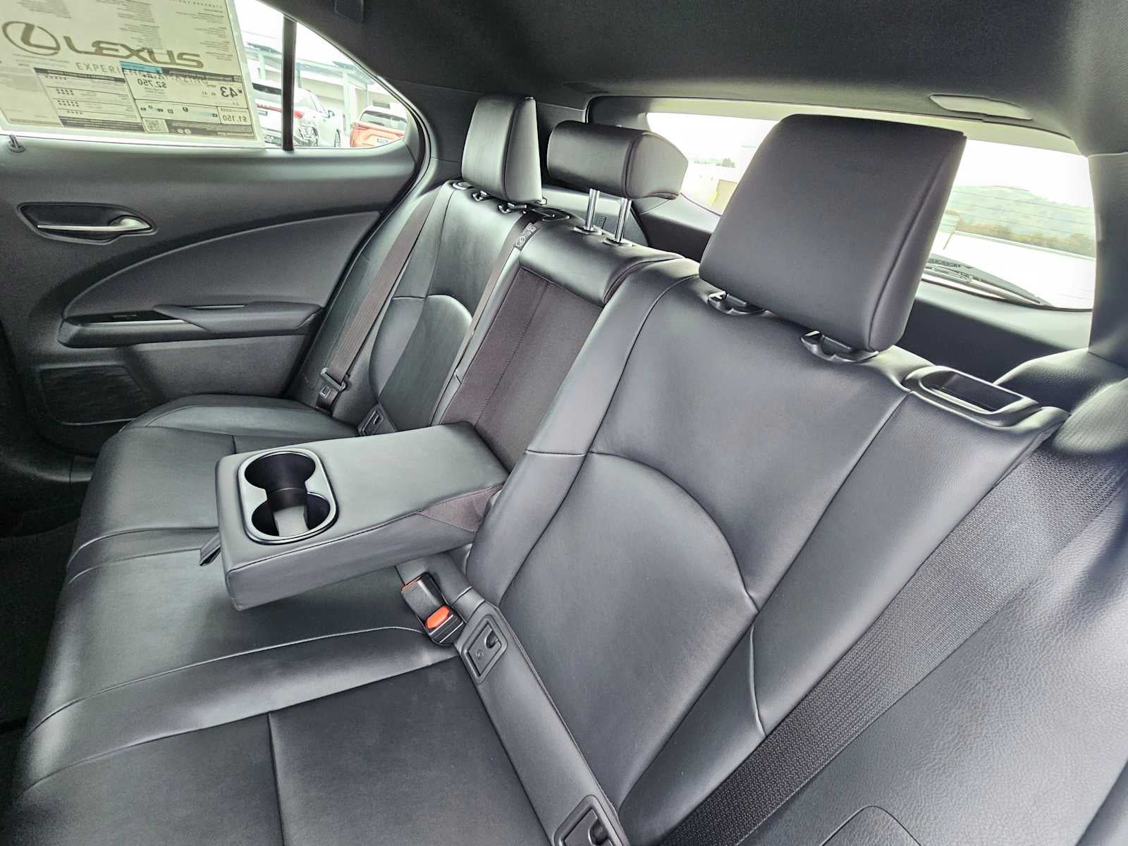 2026 Lexus UX 300h PREMIUM