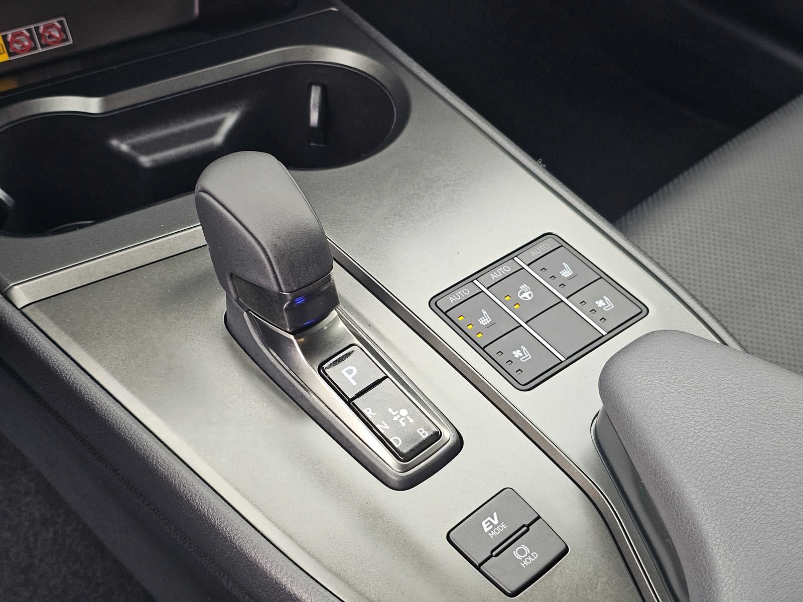 2026 Lexus UX 300h PREMIUM