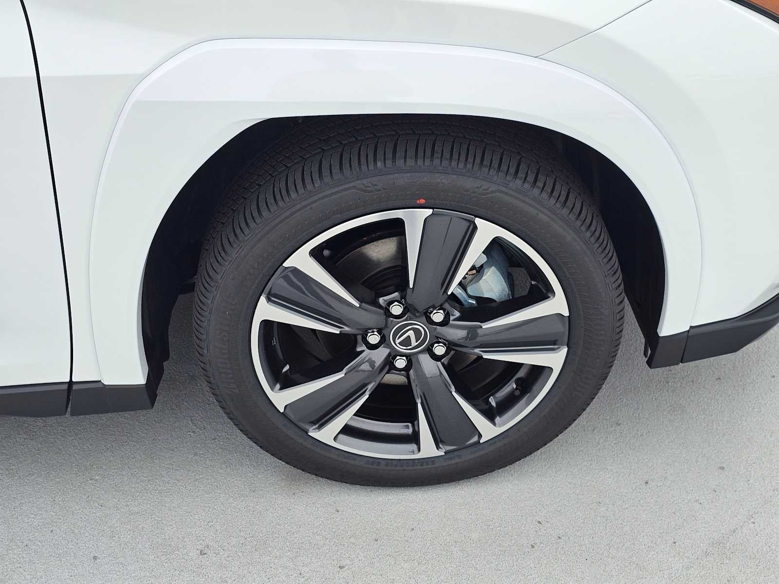 2026 Lexus UX 300h PREMIUM