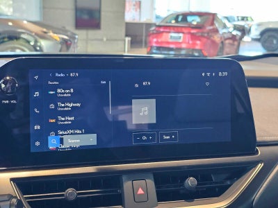 2026 Lexus UX 300h PREMIUM