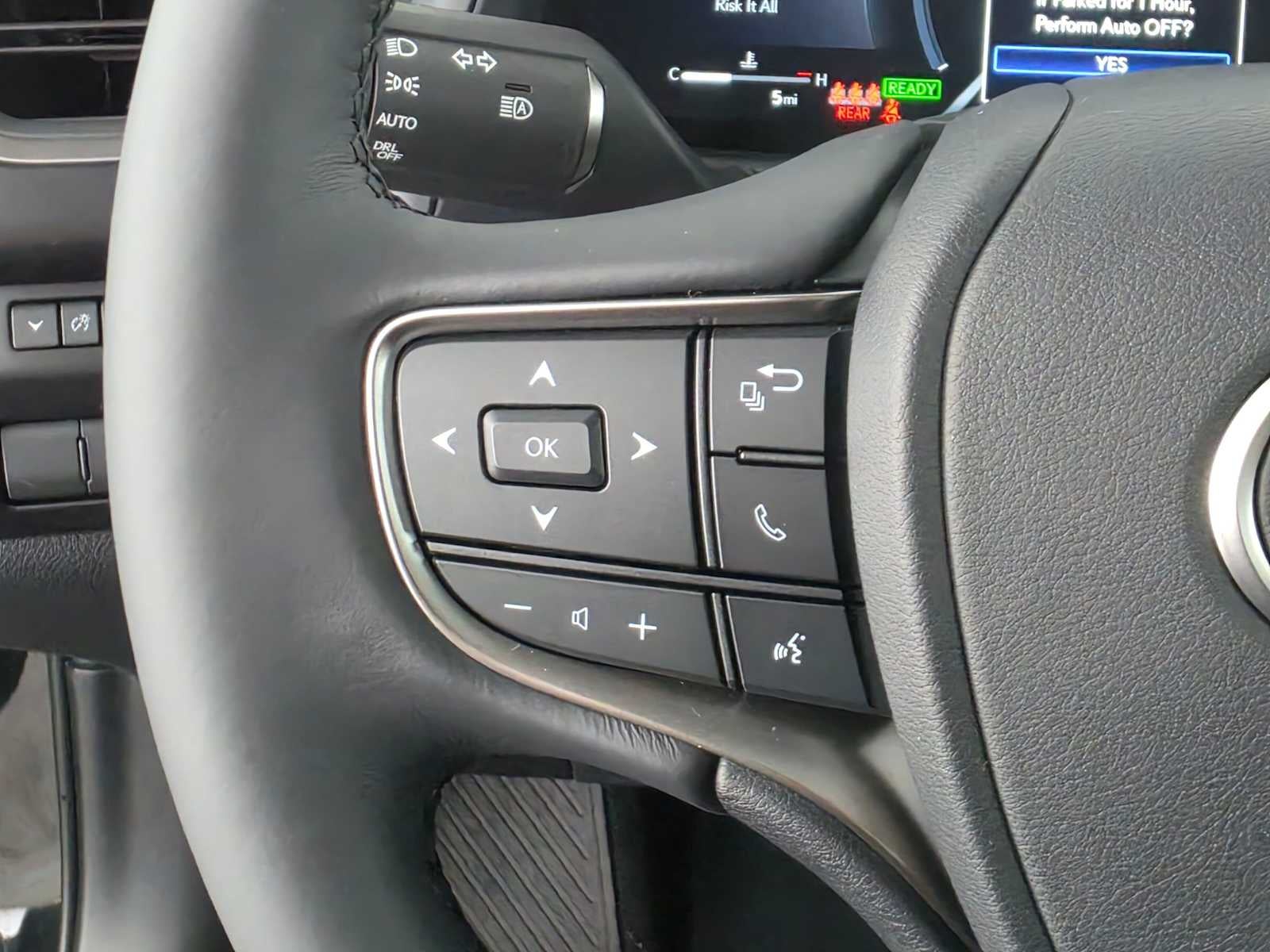 2026 Lexus UX 300h PREMIUM