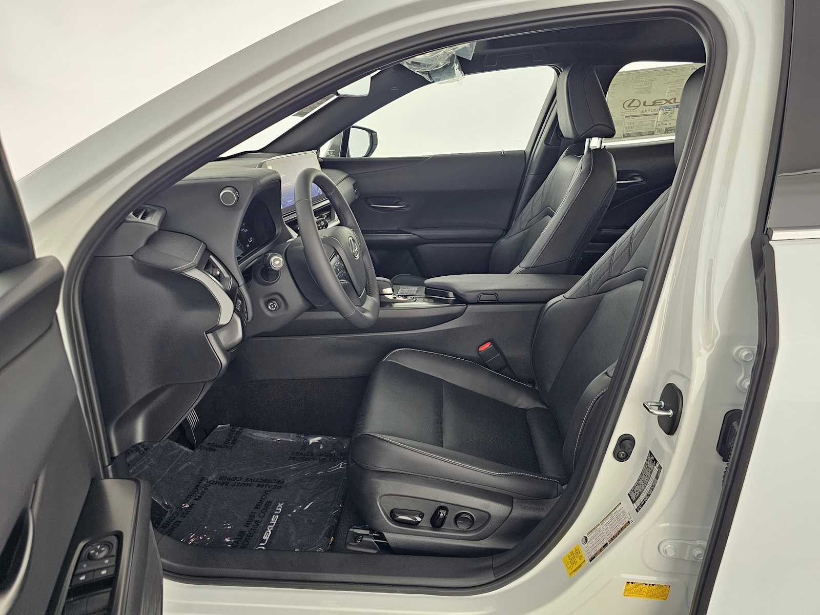 2026 Lexus UX 300h PREMIUM