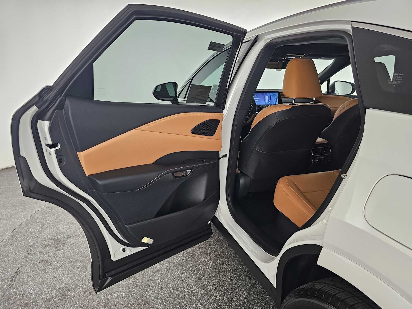 2026 Lexus RX 450h PLUS PREMIUM AWD