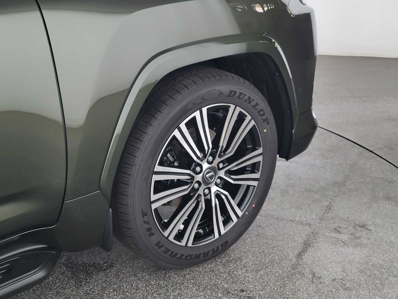2026 Lexus LX 700h LUXURY