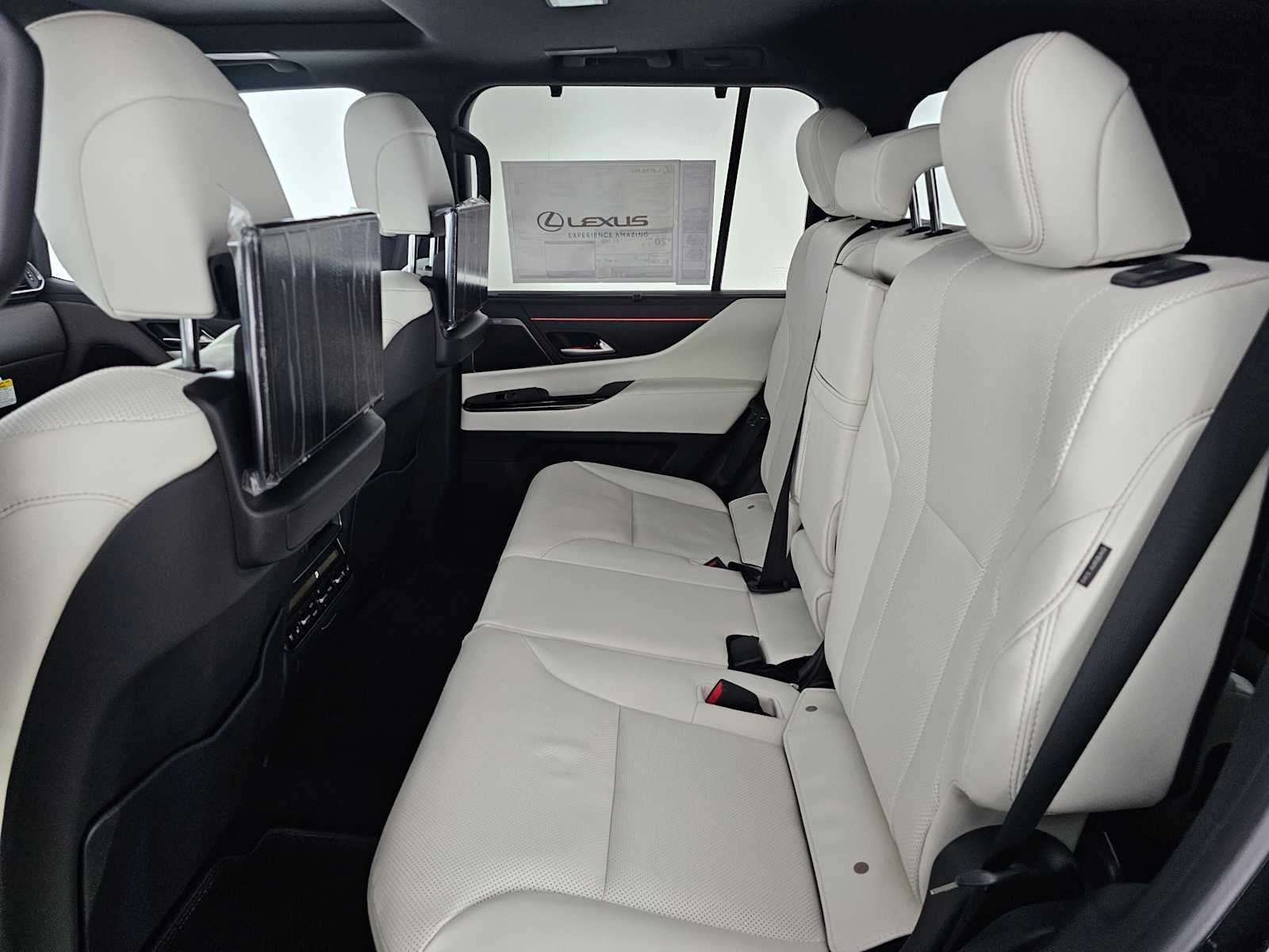 2026 Lexus LX 700h LUXURY