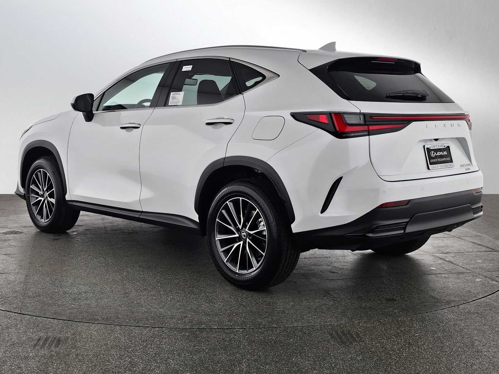 2026 Lexus NX 350h PREMIUM