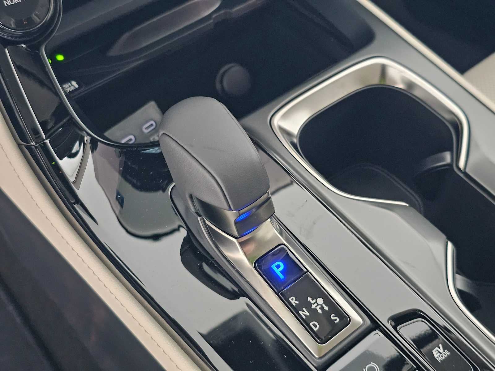 2026 Lexus NX 350h LUXURY AWD