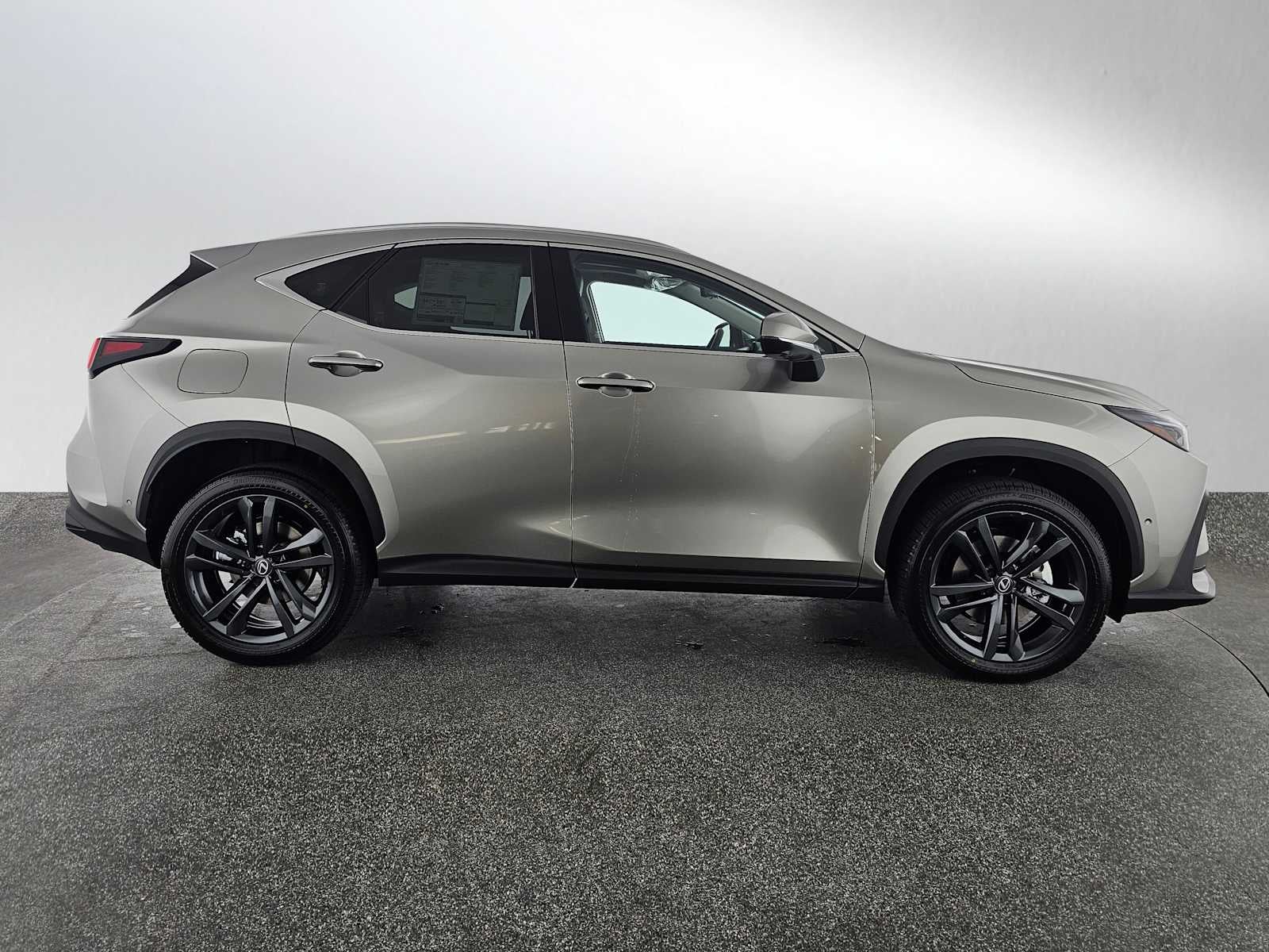 2026 Lexus NX 450h PLUS LUXURY AWD