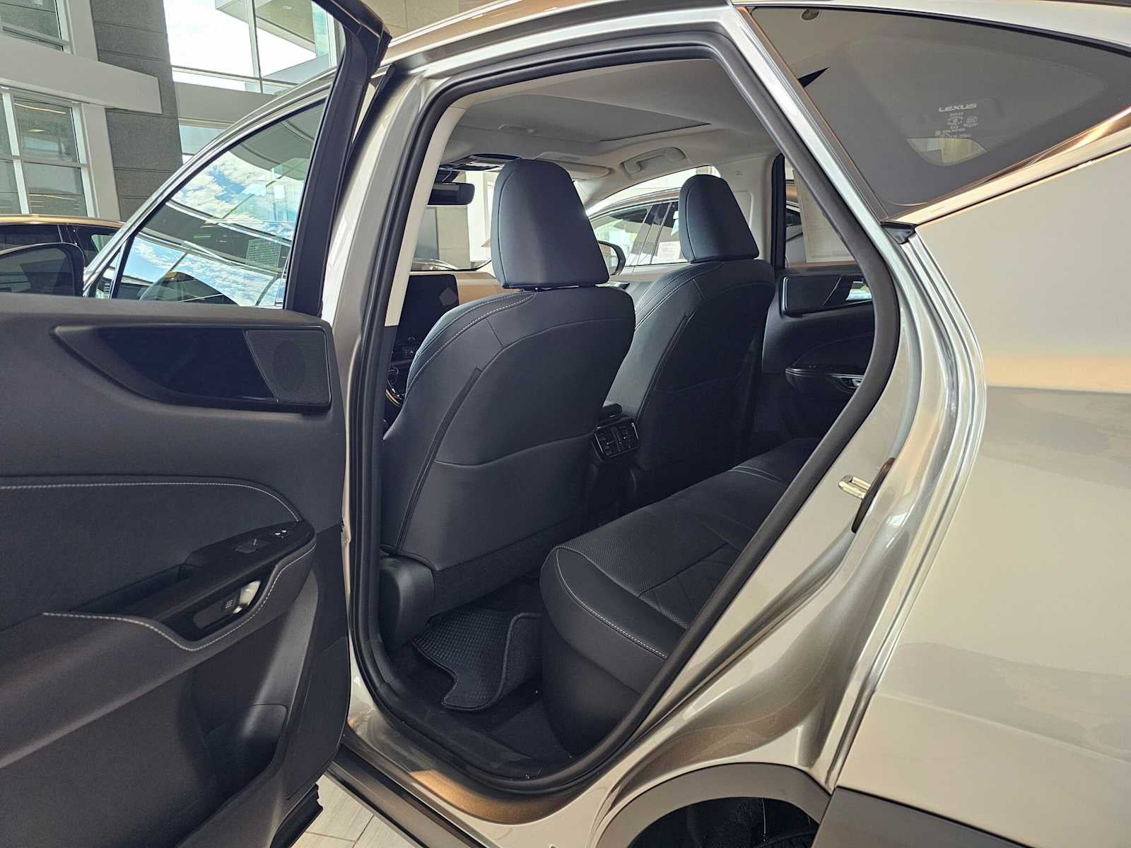 2026 Lexus NX 450h PREMIUM PLUS AWD