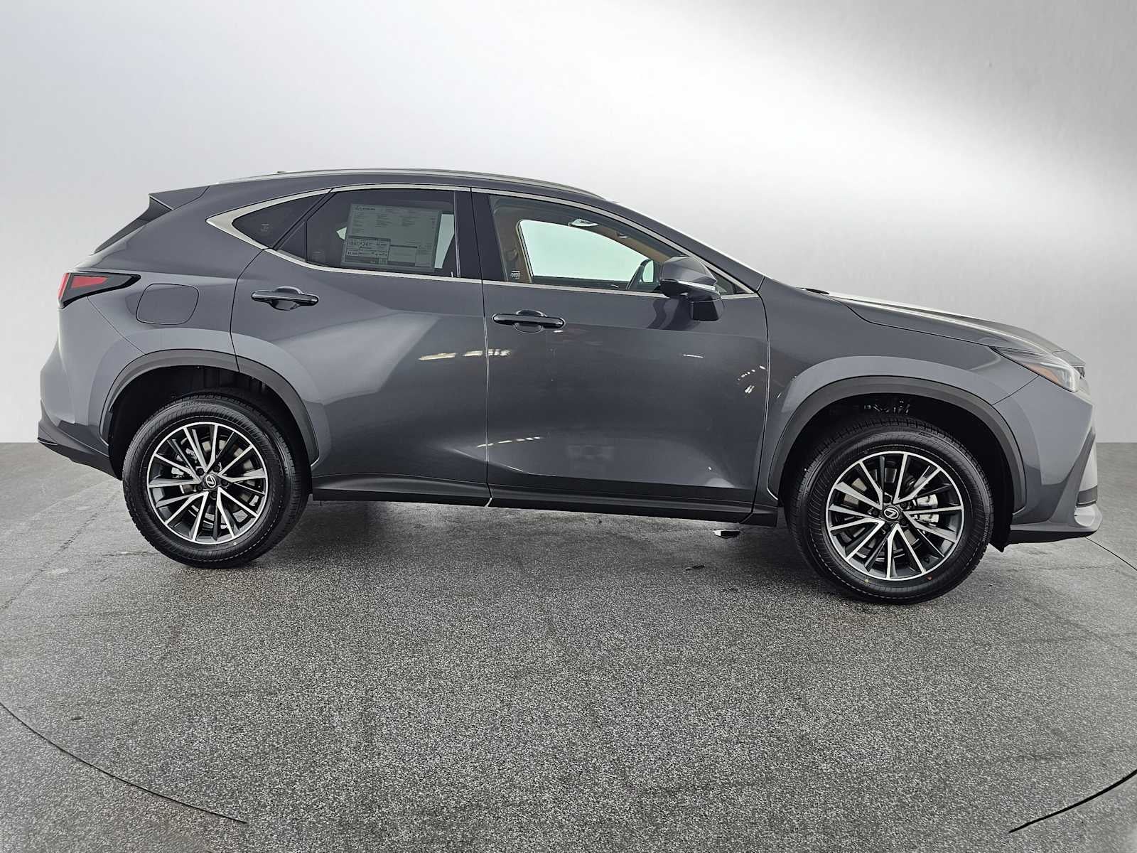 2026 Lexus NX 450h PREMIUM PLUS AWD