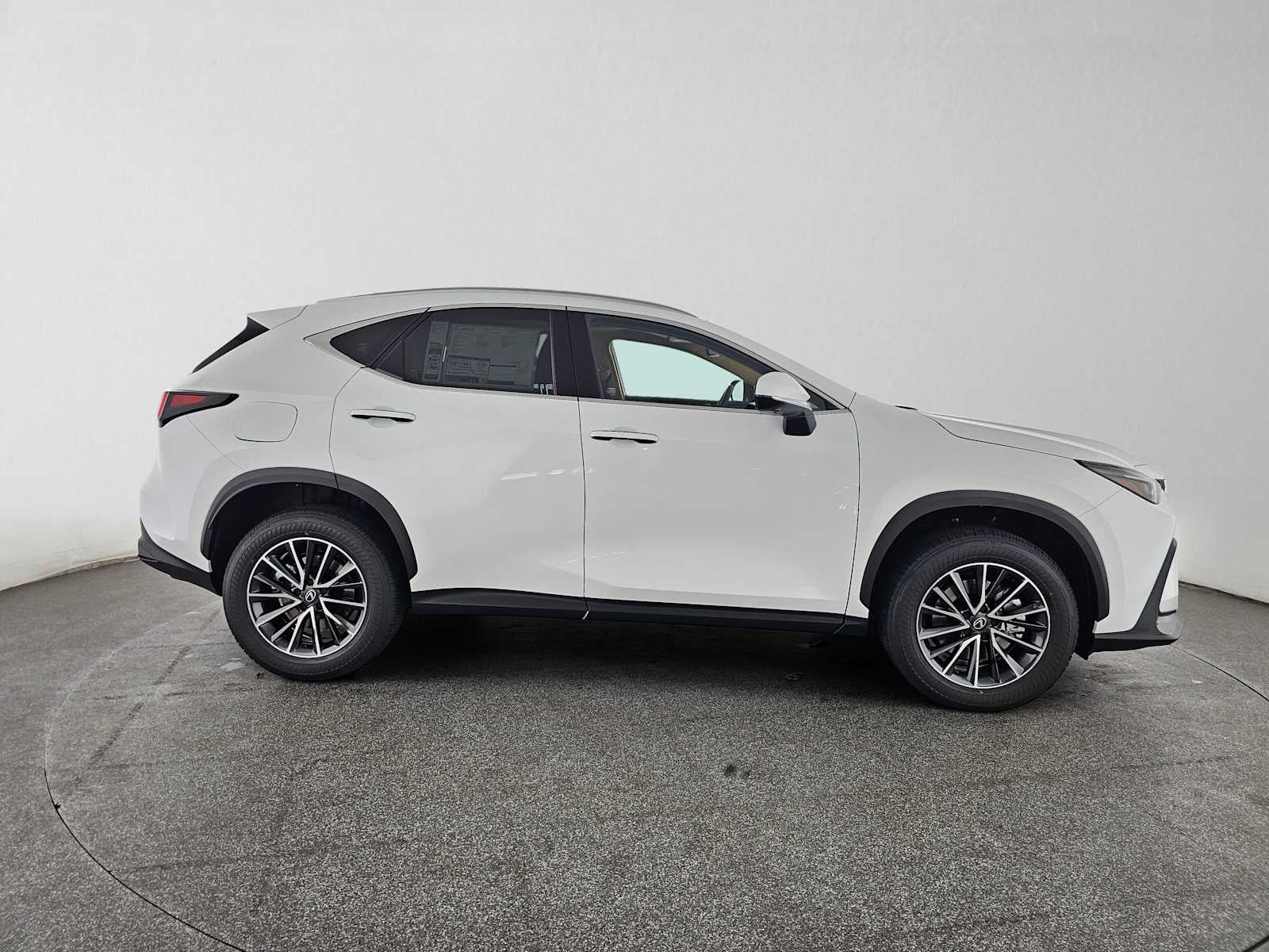 2026 Lexus NX 450h+ Premium