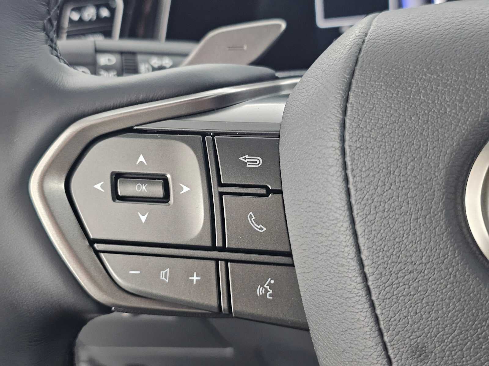 2026 Lexus NX 450h PREMIUM PLUS AWD