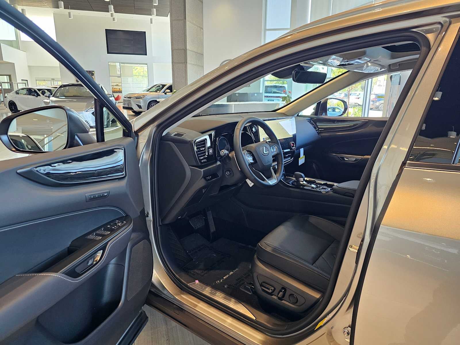 2026 Lexus NX 450h PREMIUM PLUS AWD