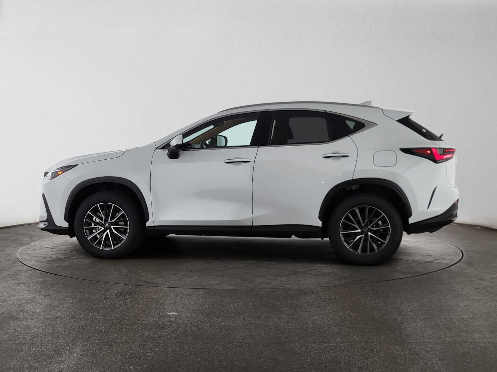 2026 Lexus NX 450h PREMIUM PLUS AWD